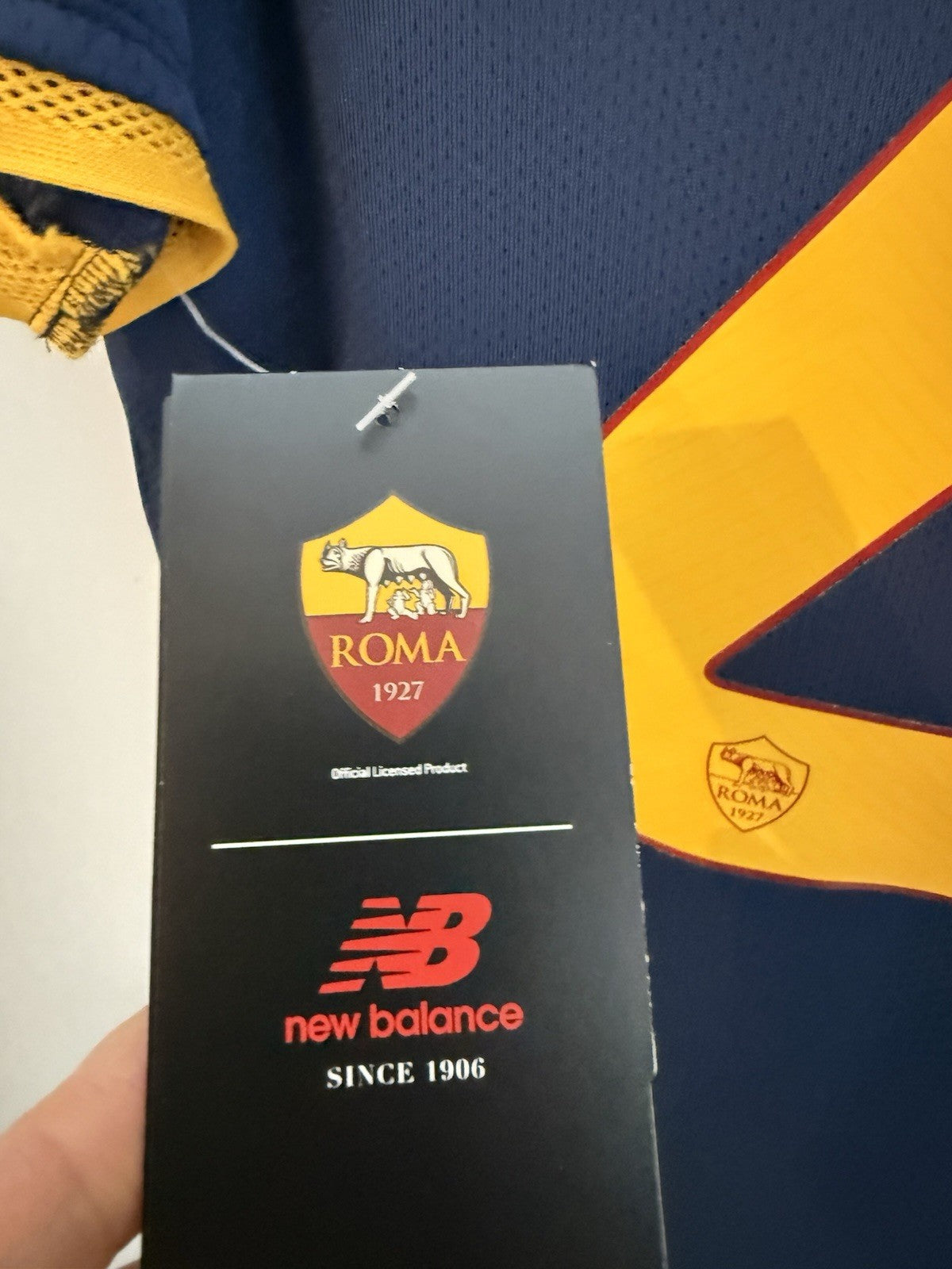AS Roma Zaniolo #22 2021/22 Small 4th Shirt New Balance BNWT MT130253