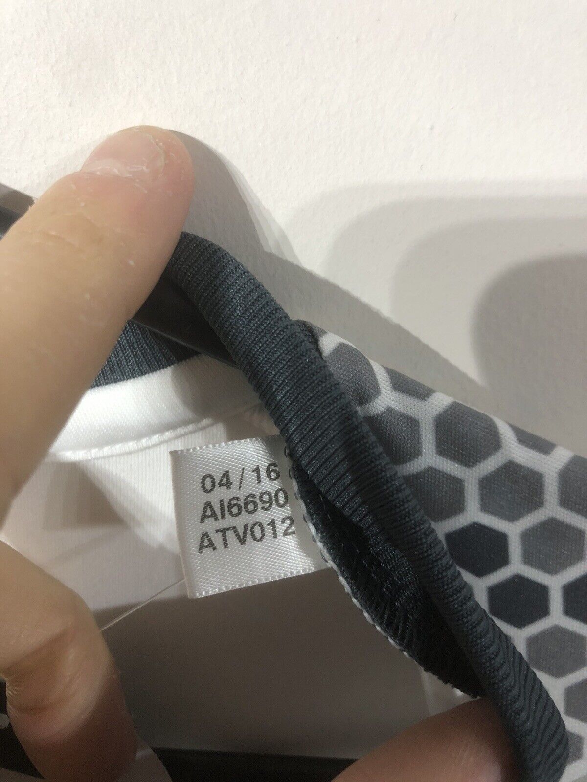 Carrick #16 Manchester United 2016/17 Medium 3rd Football Shirt BNWT AI6690