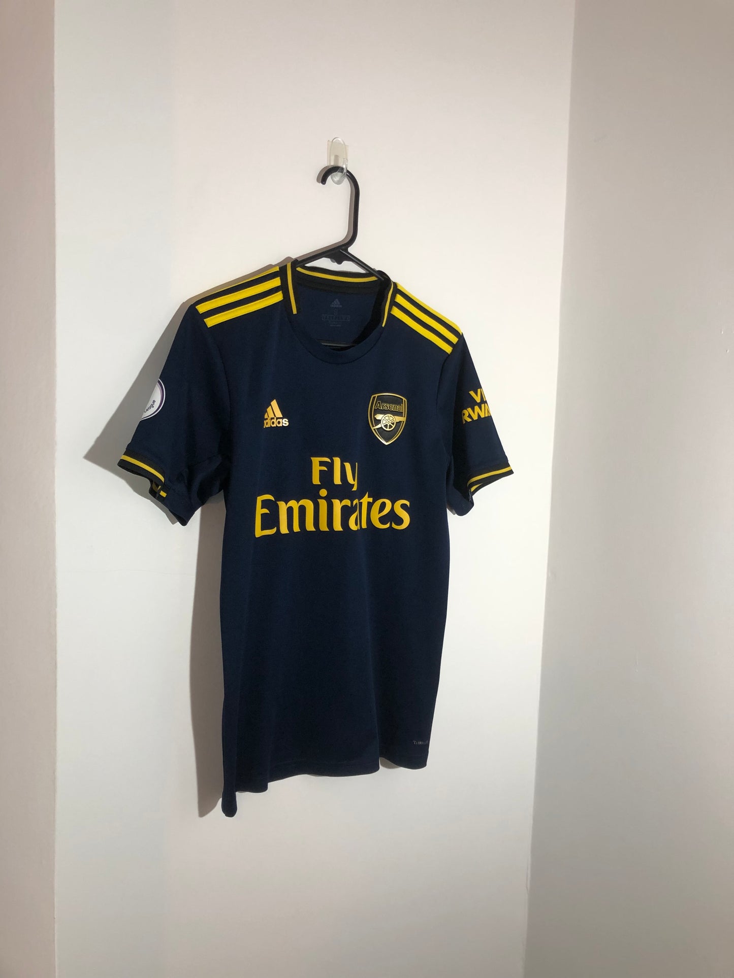 Saka #77 Arsenal 2019/20 Small 3rd Football Shirt Excellent Condition FJ9322