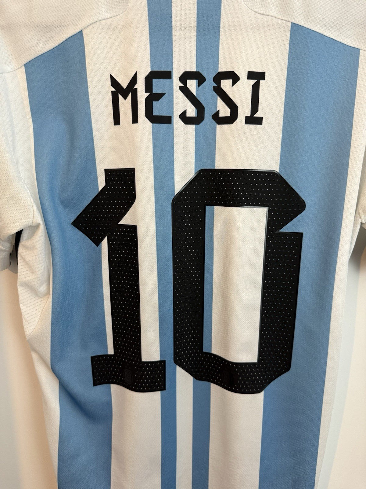 Argentina Messi #10 2022 Small Home Shirt Adidas Very Good Condition HF2158