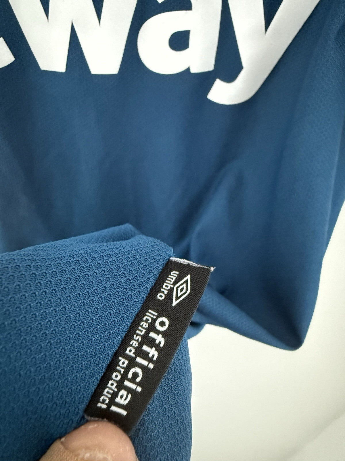 West Ham United Noble #16 2018/19 Medium Away Shirt Umbro Excellent Condition