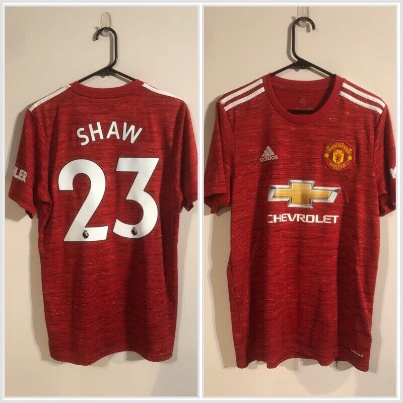 Shaw #23 Manchester United Medium Home 2020/21 Shirt Excellent Condition