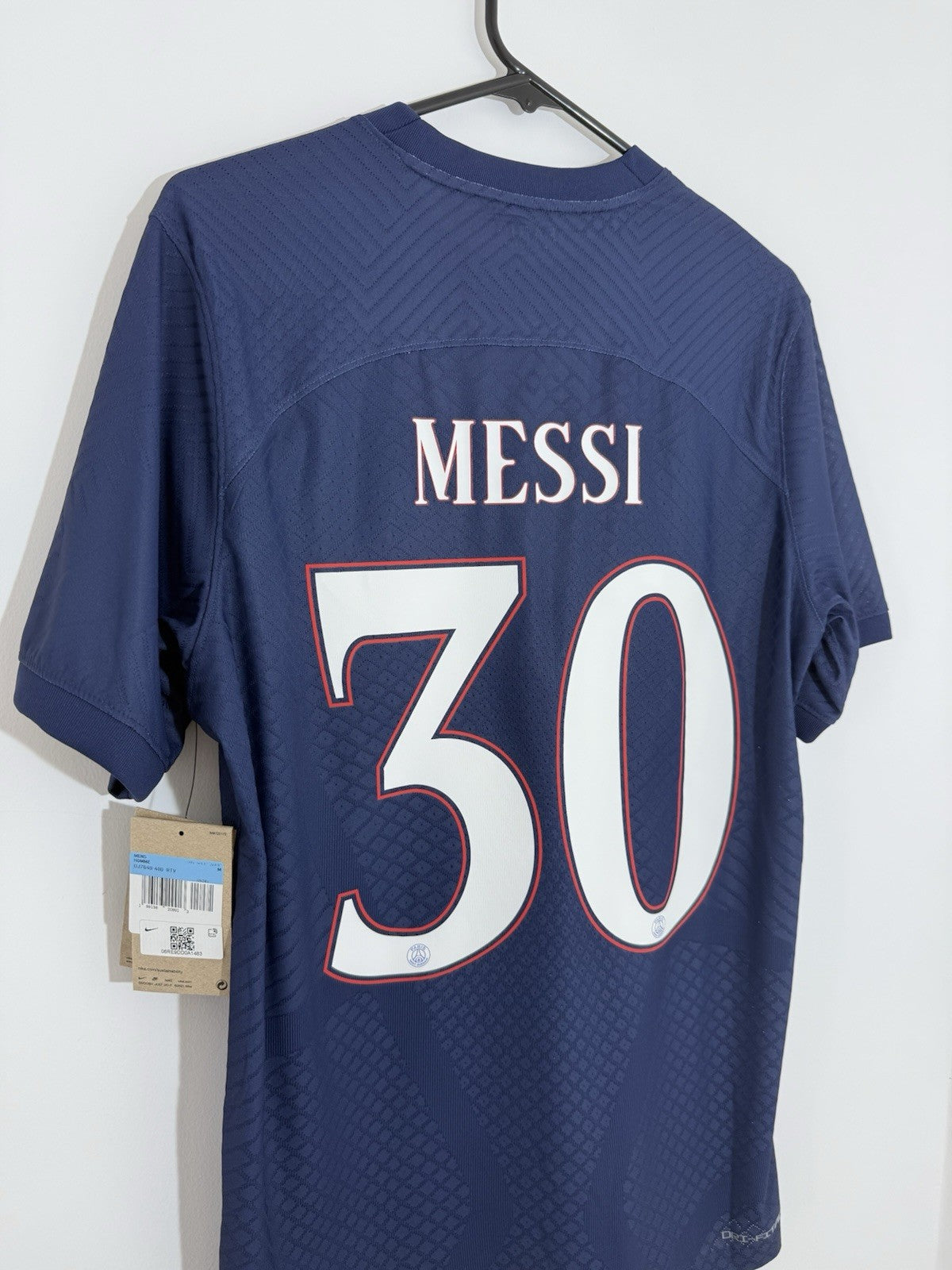 PSG Messi #30 DriFitAdv 2022/23 Medium Home Shirt Excellent Condition DJ7649-480