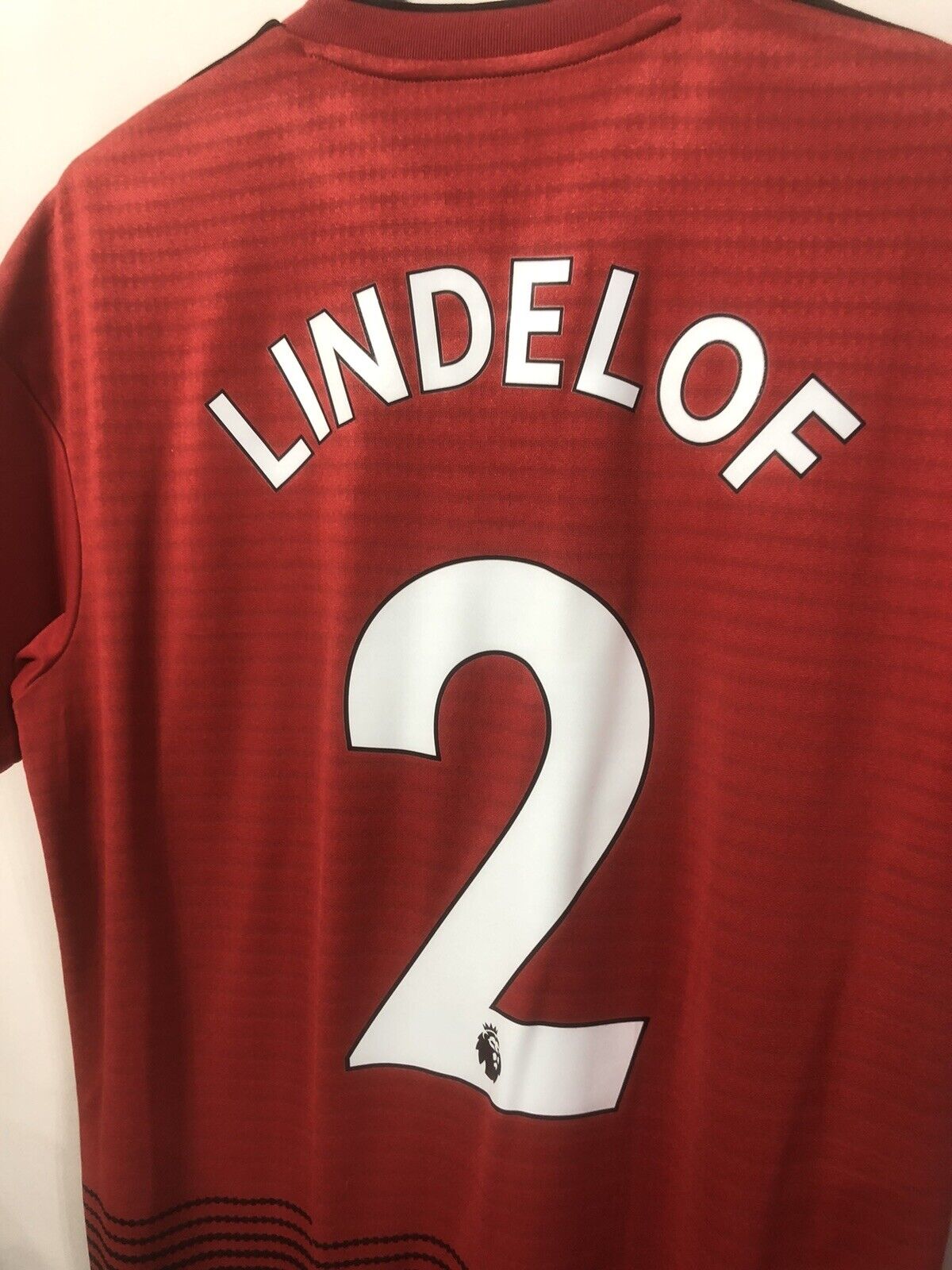 Lindelof #2 Manchester United Medium 2018/19 Home Shirt Excellent Condition