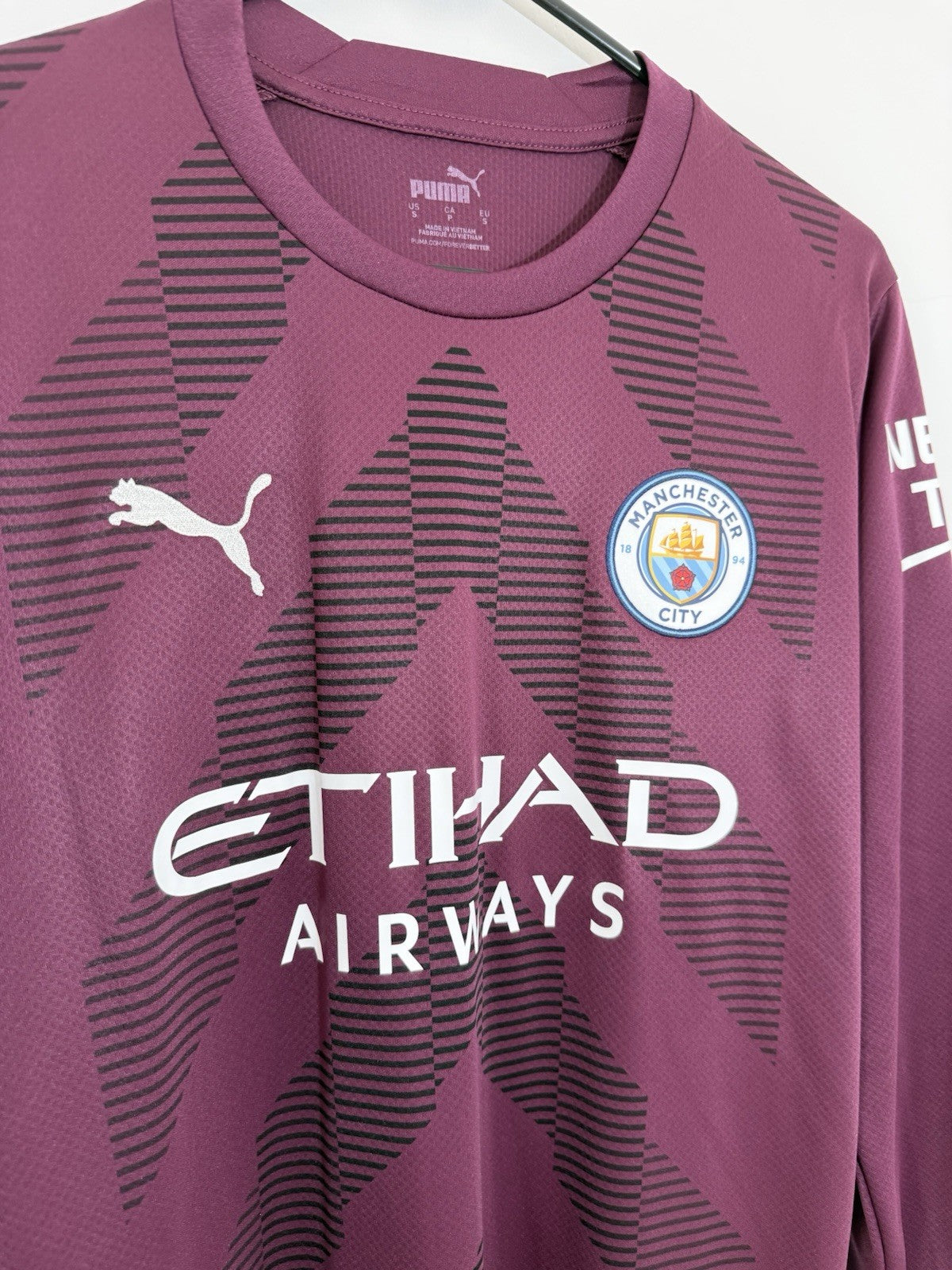 Man City Ederson #31 2022/23 Small Away GK Shirt Excellent Condition 765746-97