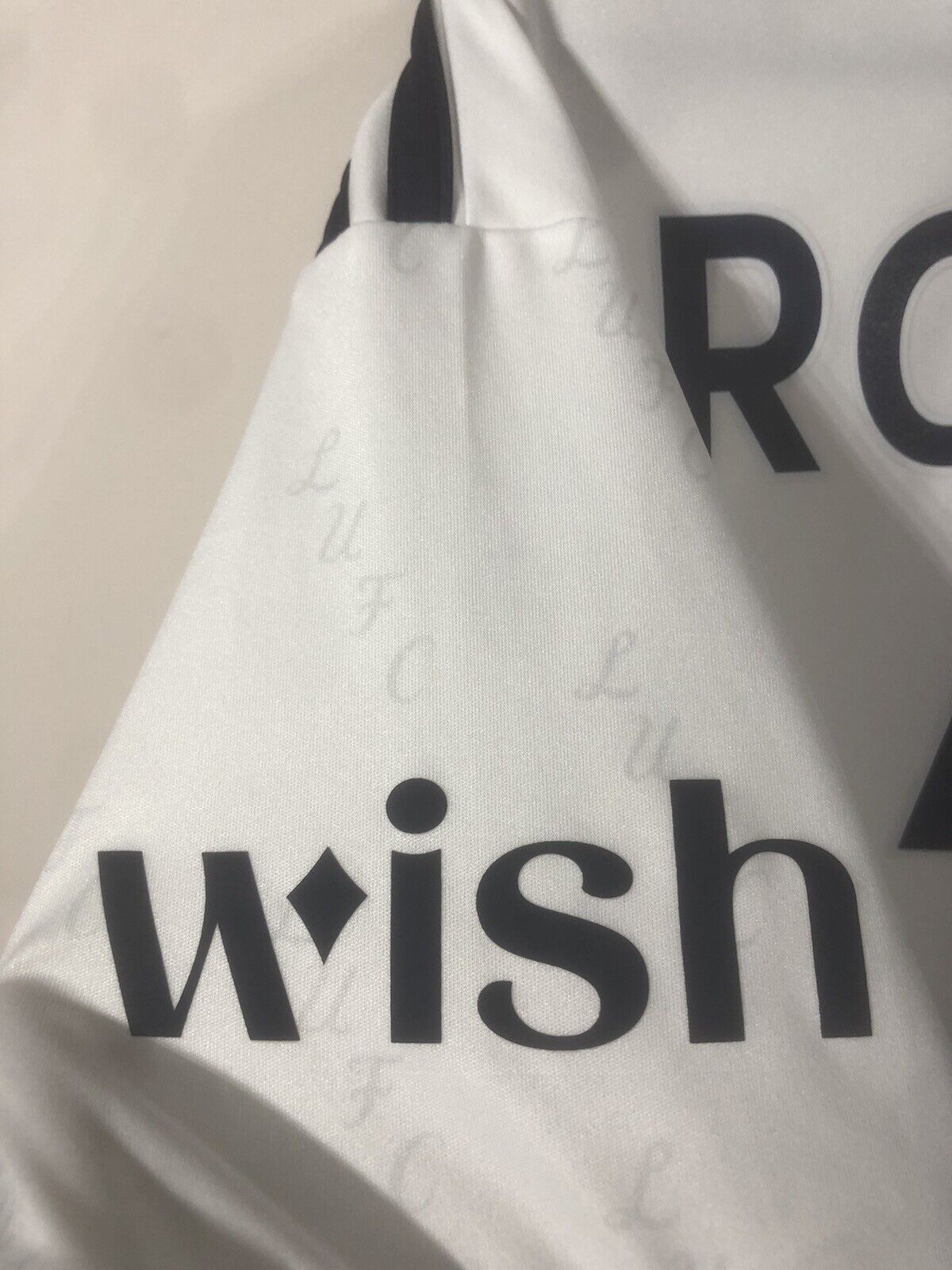 Rodrigo M. 19 Leeds United 2022 23 Medium Home Shirt Excellent Condition Hc1062