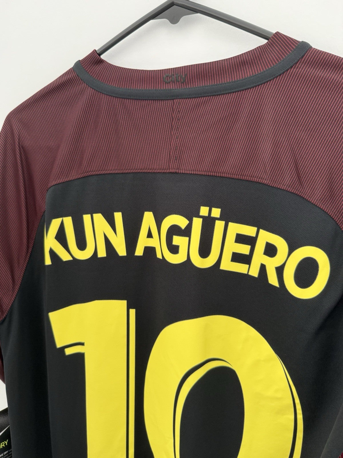 Manchester City Kun Aguero #10 2016/17 Medium Away Shirt Nike BNWT 776903-011