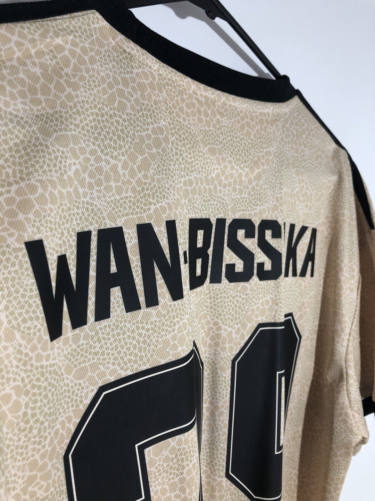 Manchester United Wan Bissaka #29 2019/20 Away XL Shirt BNWT ED7388