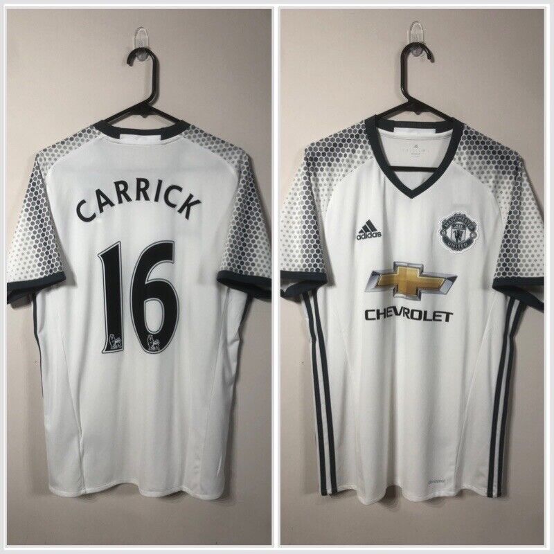 Carrick #16 Manchester United 2016/17 Medium 3rd Football Shirt BNWT AI6690