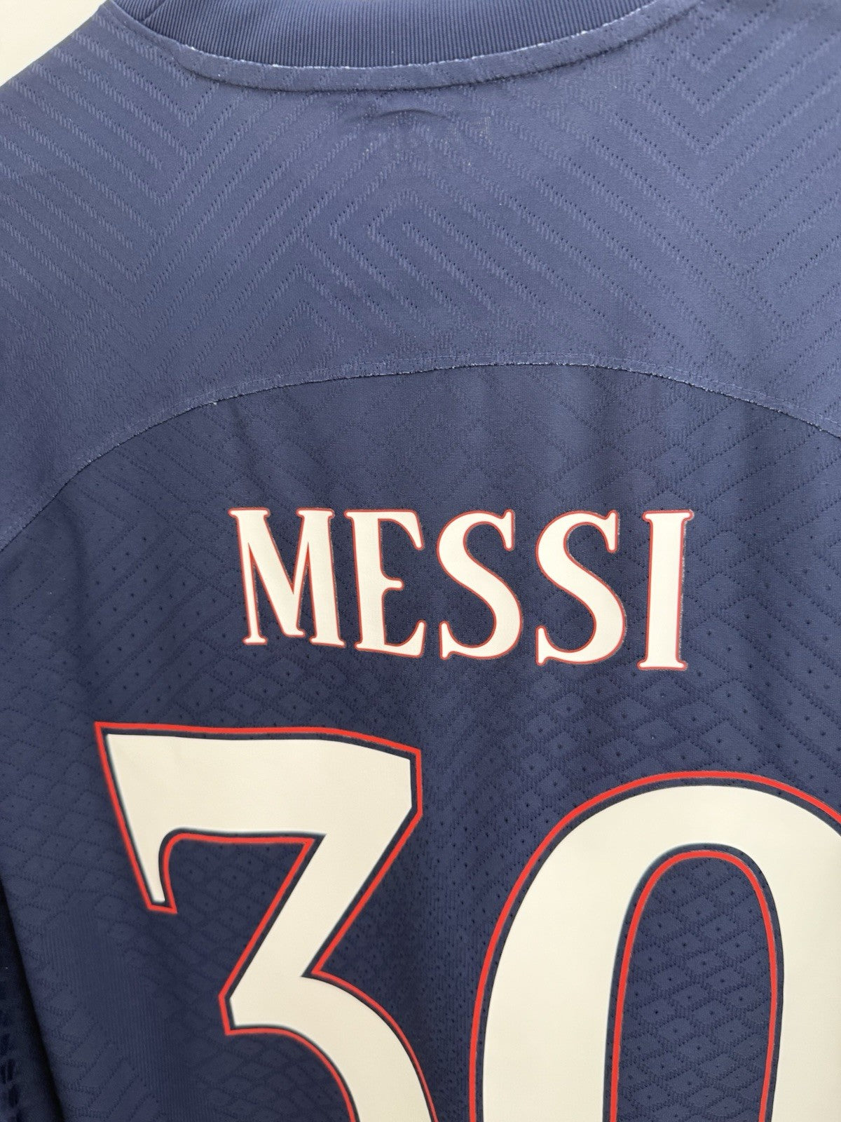 PSG Messi #30 DriFitAdv 2022/23 Medium Home Shirt Excellent Condition DJ7649-480