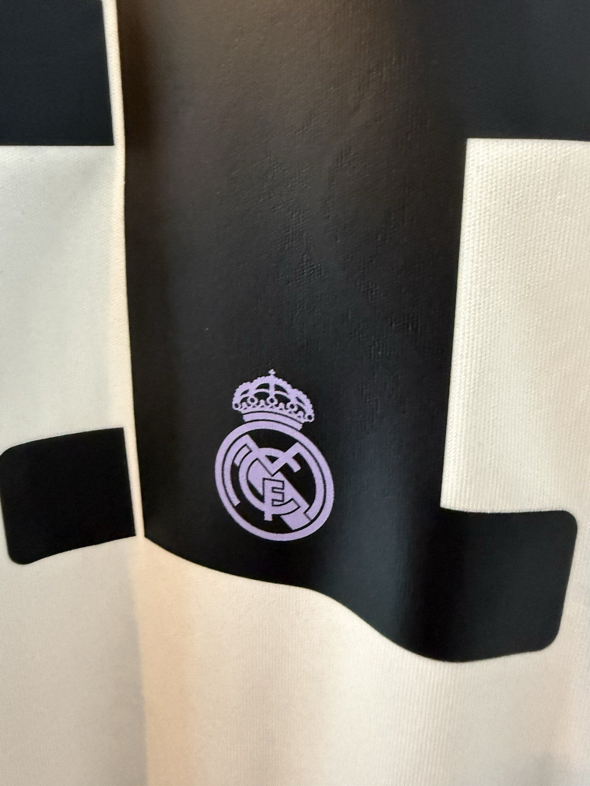 Real Madrid Alaba #4 2022/23 Large Home Shirt Adidas Excellent Condition HF0291