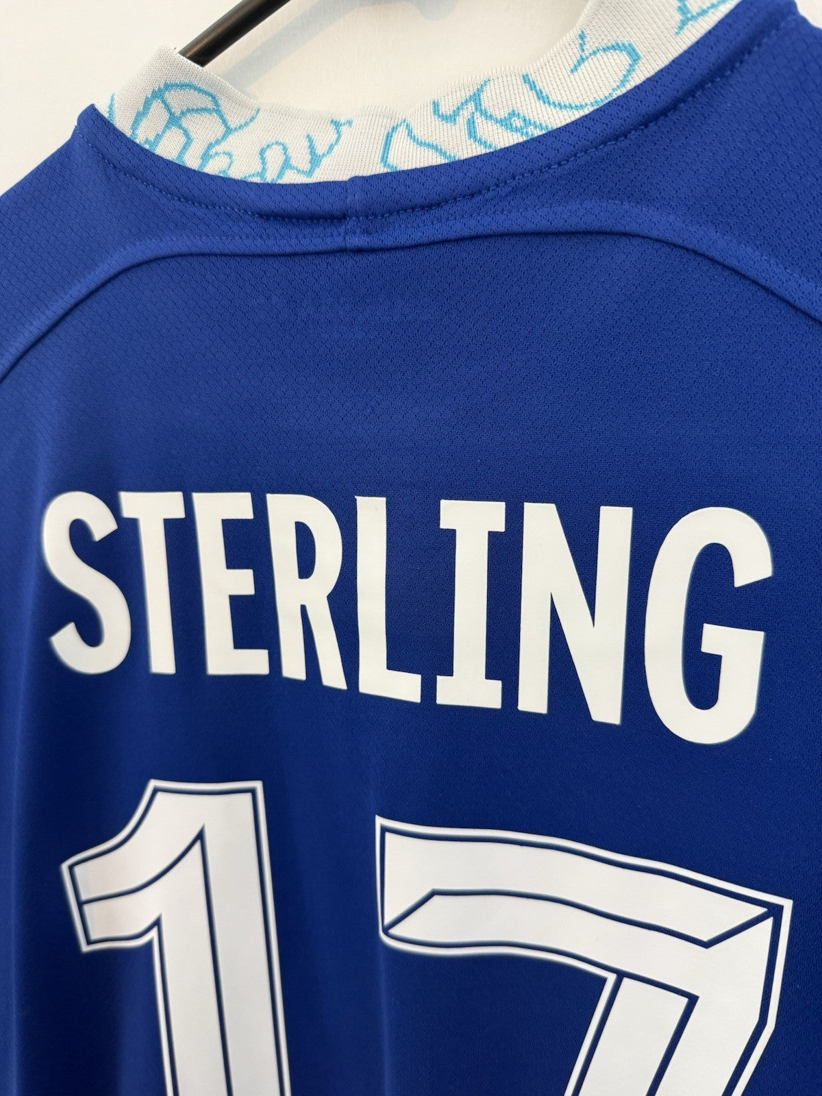 Chelsea Sterling #17 2022/23 Medium Home Shirt Excellent Condition DM1839-496