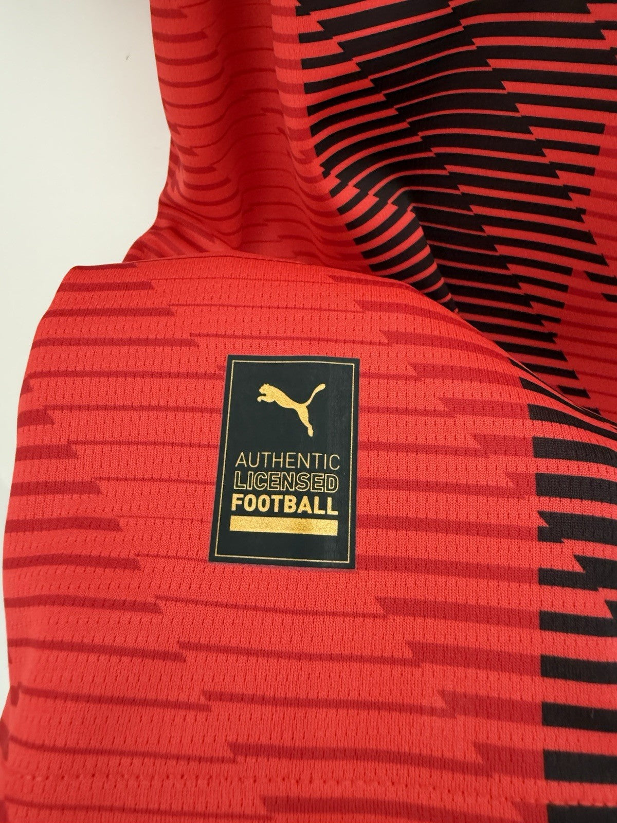 AC Milan Tomori #23 2023/24 Home Large Shirt BNWT 770383-01
