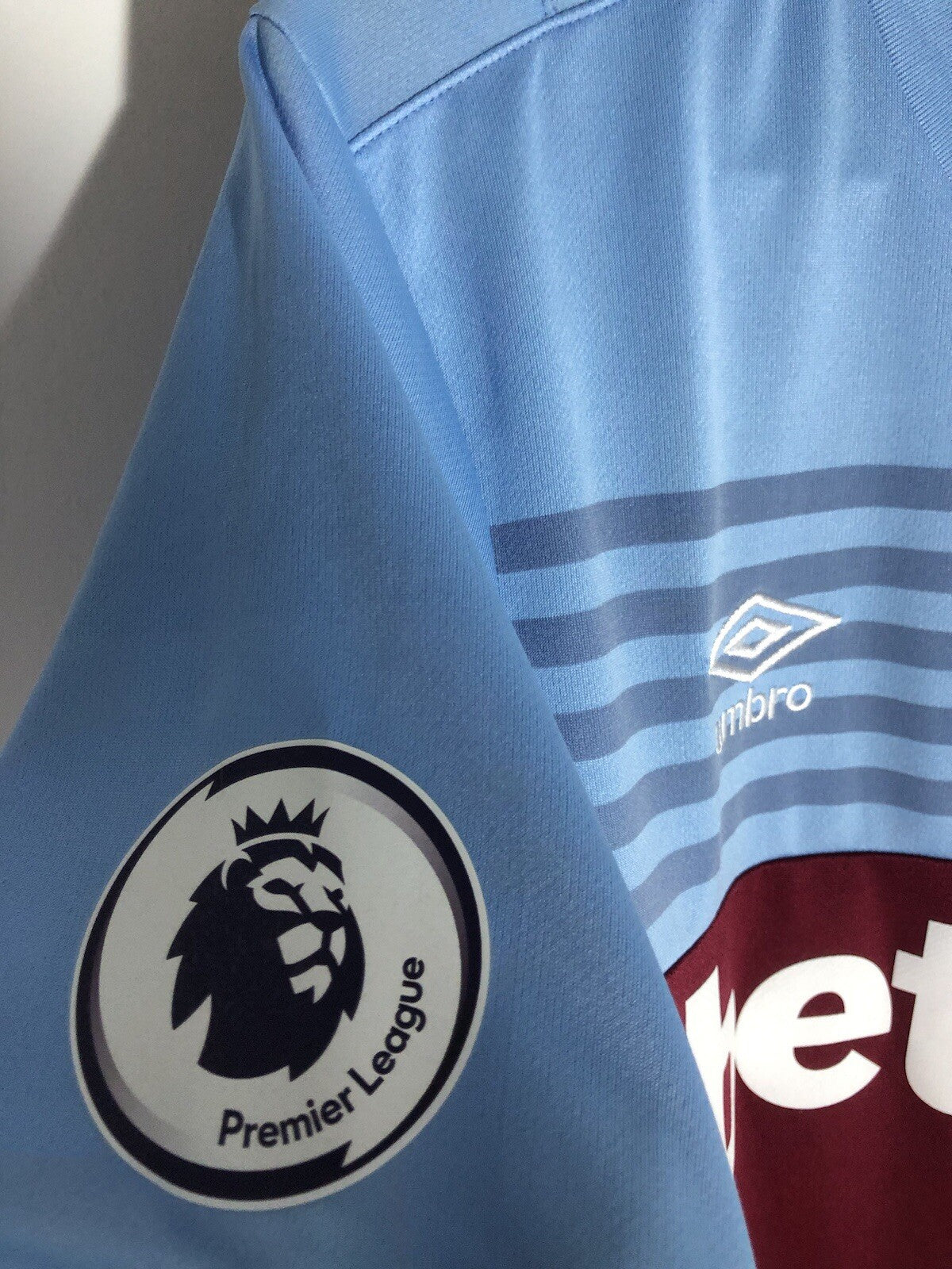 West Ham United Noble #16 2019/20 Medium Home Shirt Umbro Excellent Condition