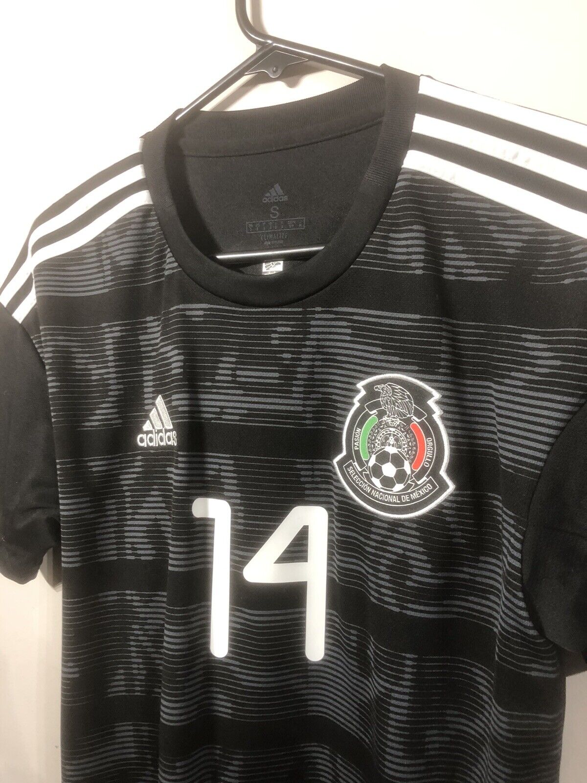 Hernandez #14 Mexico 2019 Home Small Football Shirt Adidas Very Good Condition