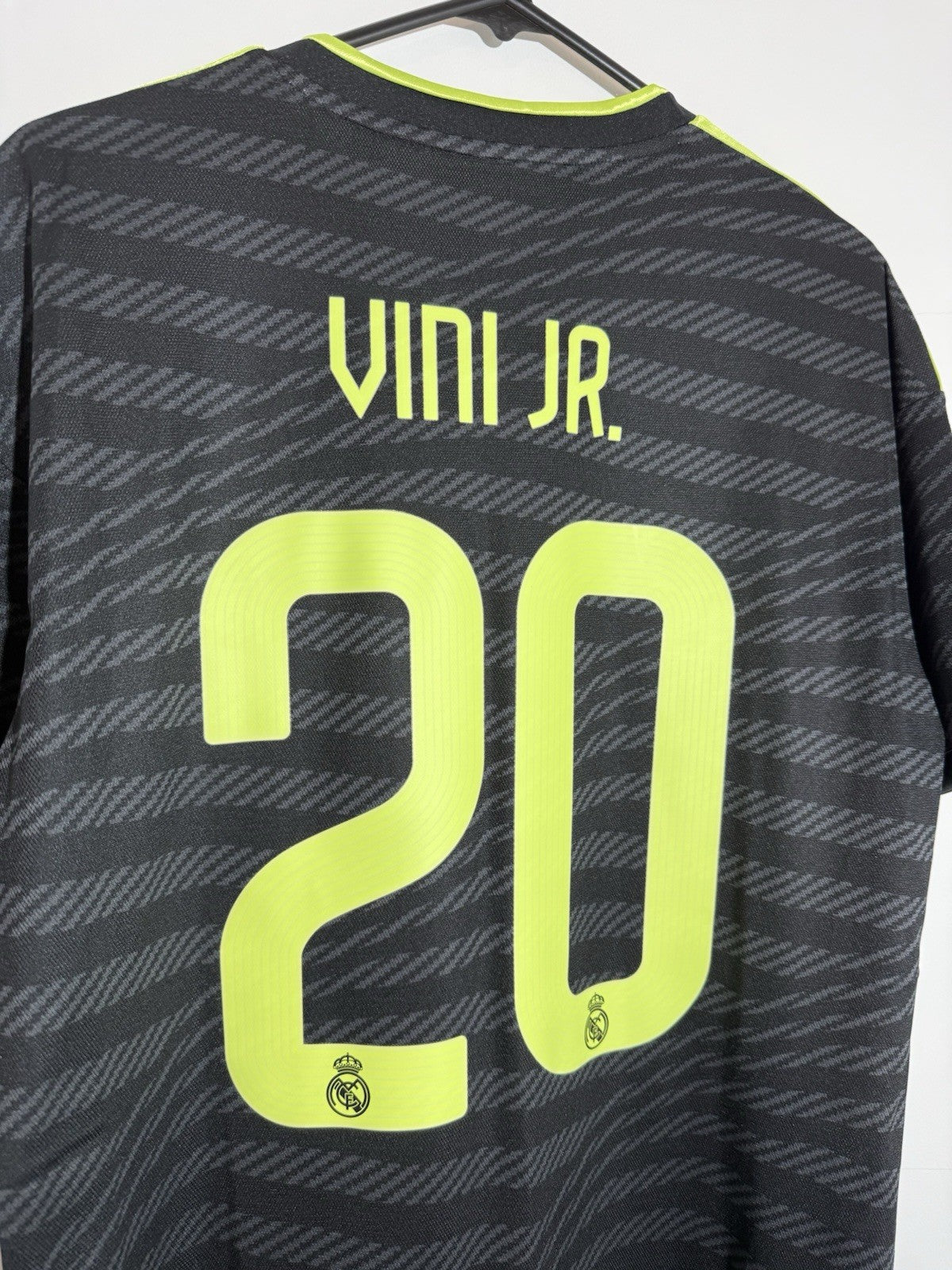 Real Madrid Vini Jr #20 2022/23 3rd Large Shirt Adidas BNWT HI1656