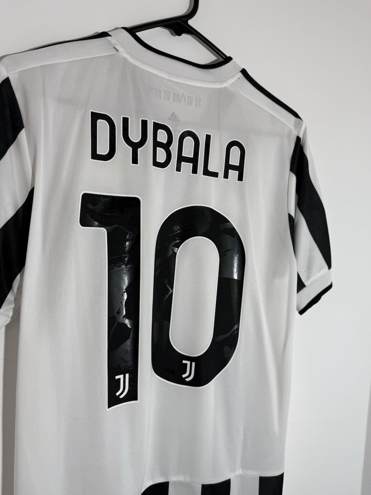 Juventus Dybala #10 2021/22 Medium Home Shirt Adidas BNWT GS1442