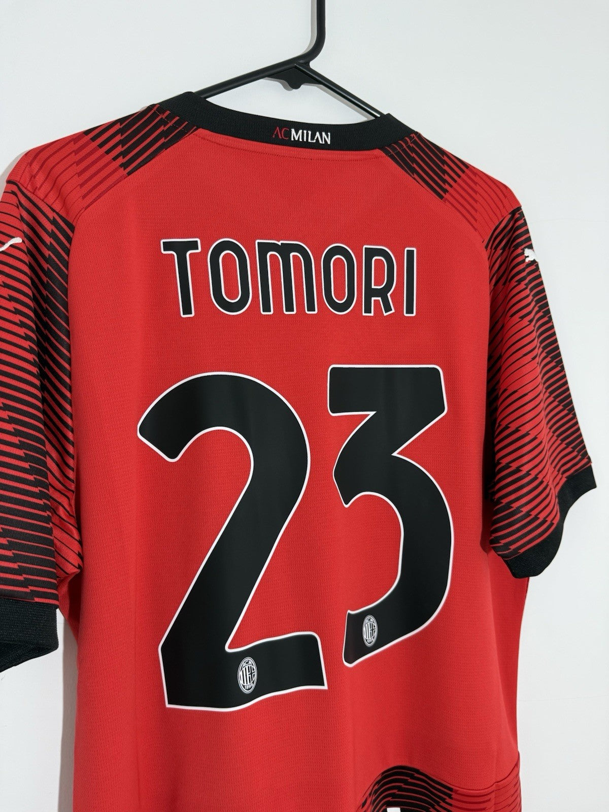AC Milan Tomori #23 2023/24 Home Large Shirt BNWT 770383-01