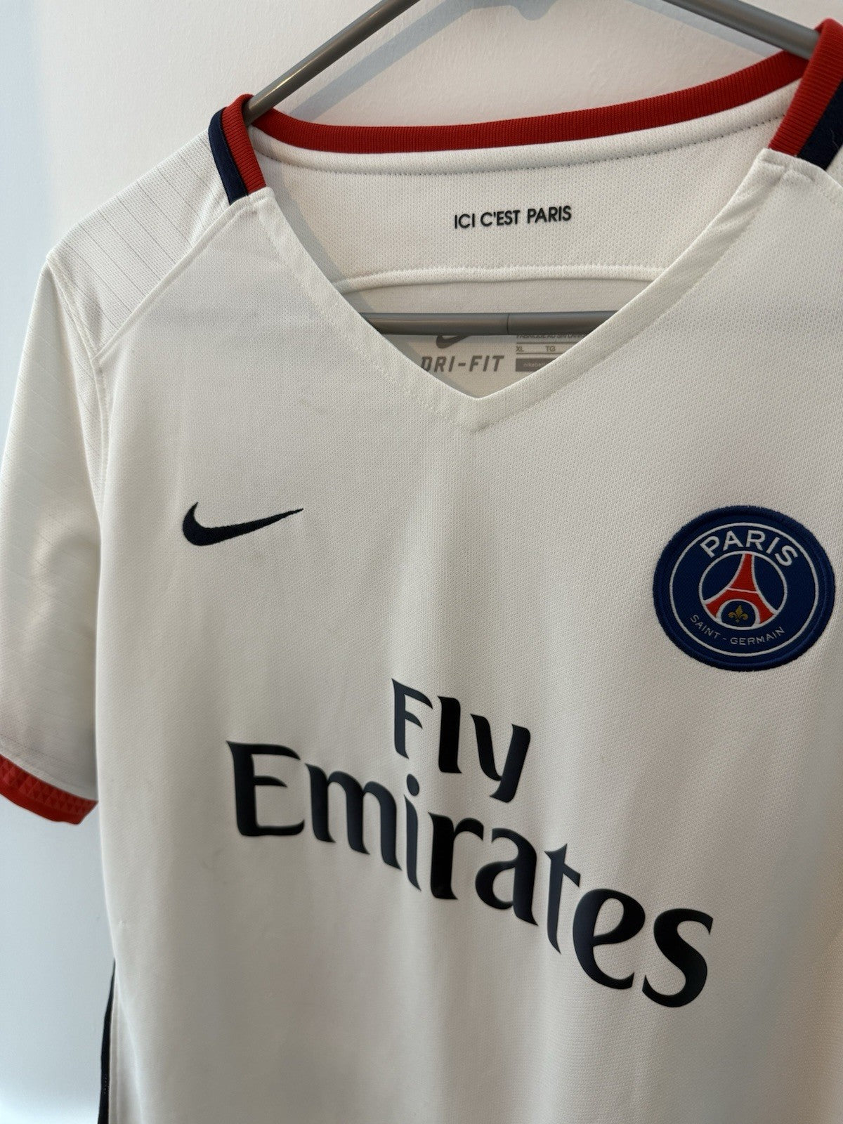 PSG Di Maria #11 2015/16 Womens XL Away Shirt Excellent Condition 658968-106