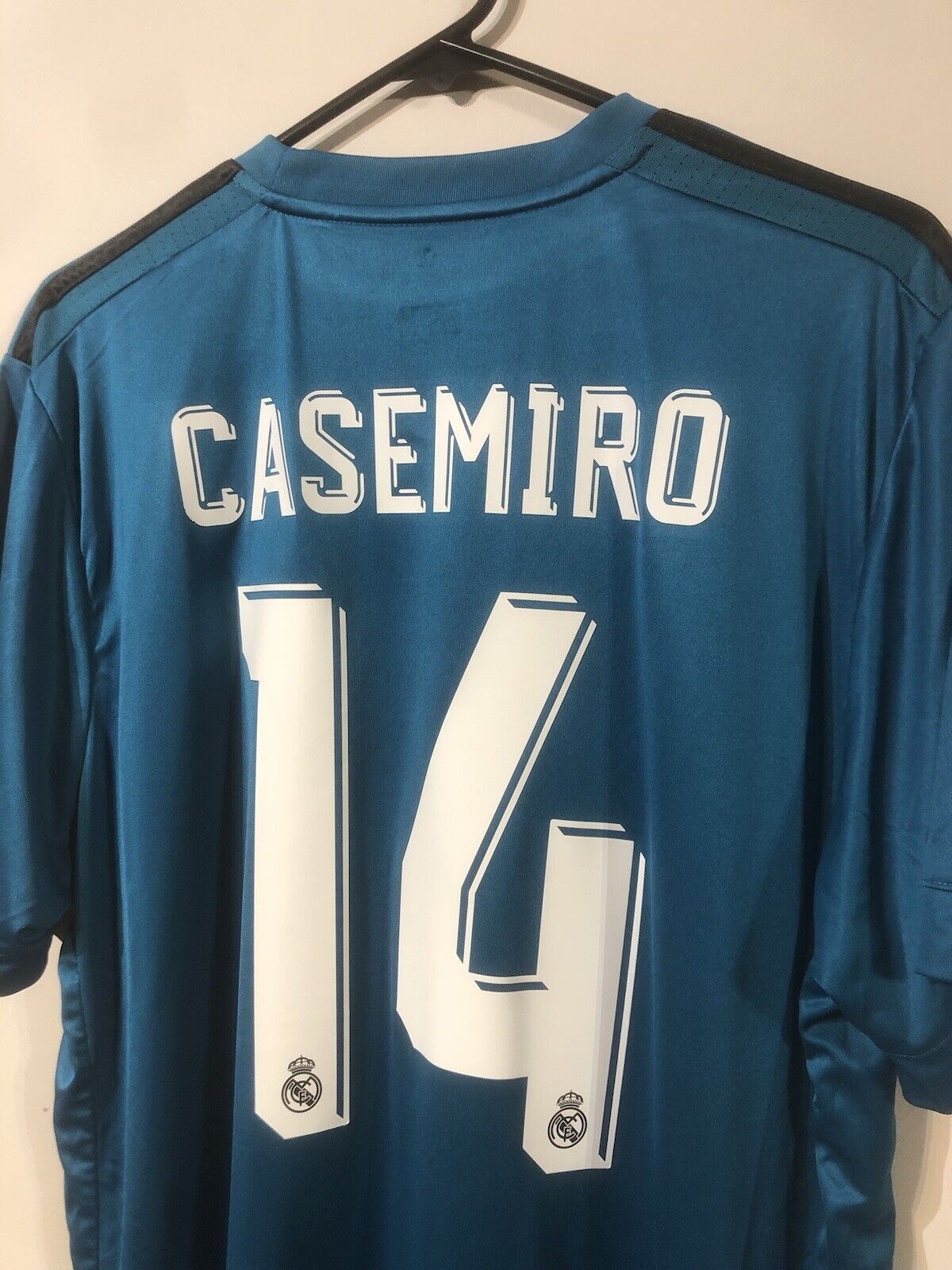 Casemiro #14 Real Madrid 2017/18 X-Large 3rd Shirt Adidas Very Good Condition