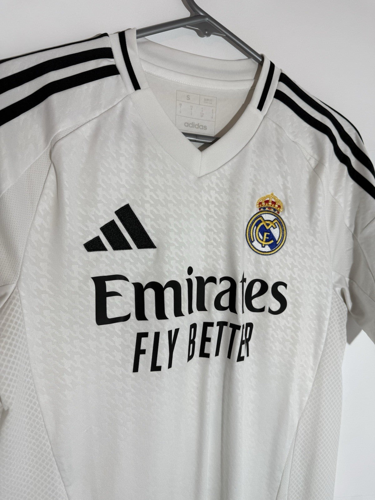 Real Madrid Mbappe #9 2024/25 Small Home Shirt Excellent Condition IU5011