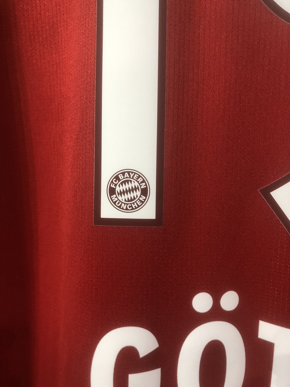 Bayern Munich Gotze #19 2015/16 Large Home Shirt BNWT S08806