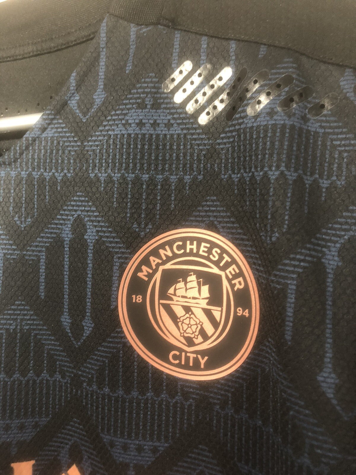 Manchester City Gundogan #8 2020/21 Large Authentic Away Excellent Condition