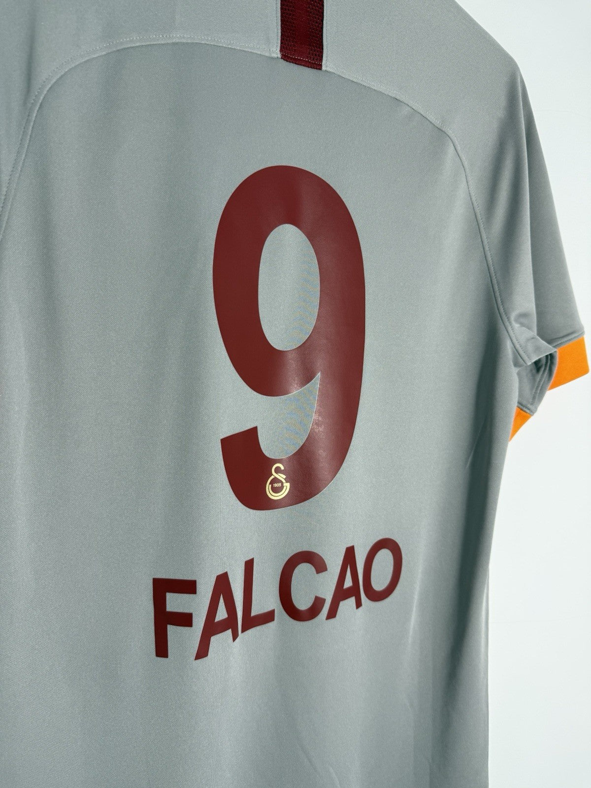 Galatasaray Falcao #9 2019/20 Medium 3rd Football Shirt Nike BNWT AT0030-060
