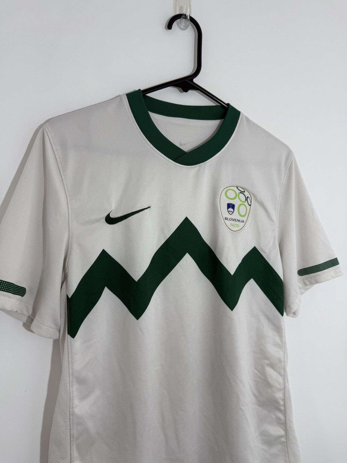 Slovenia 2010 Medium Home Shirt Nike Excellent Condition 363044-105