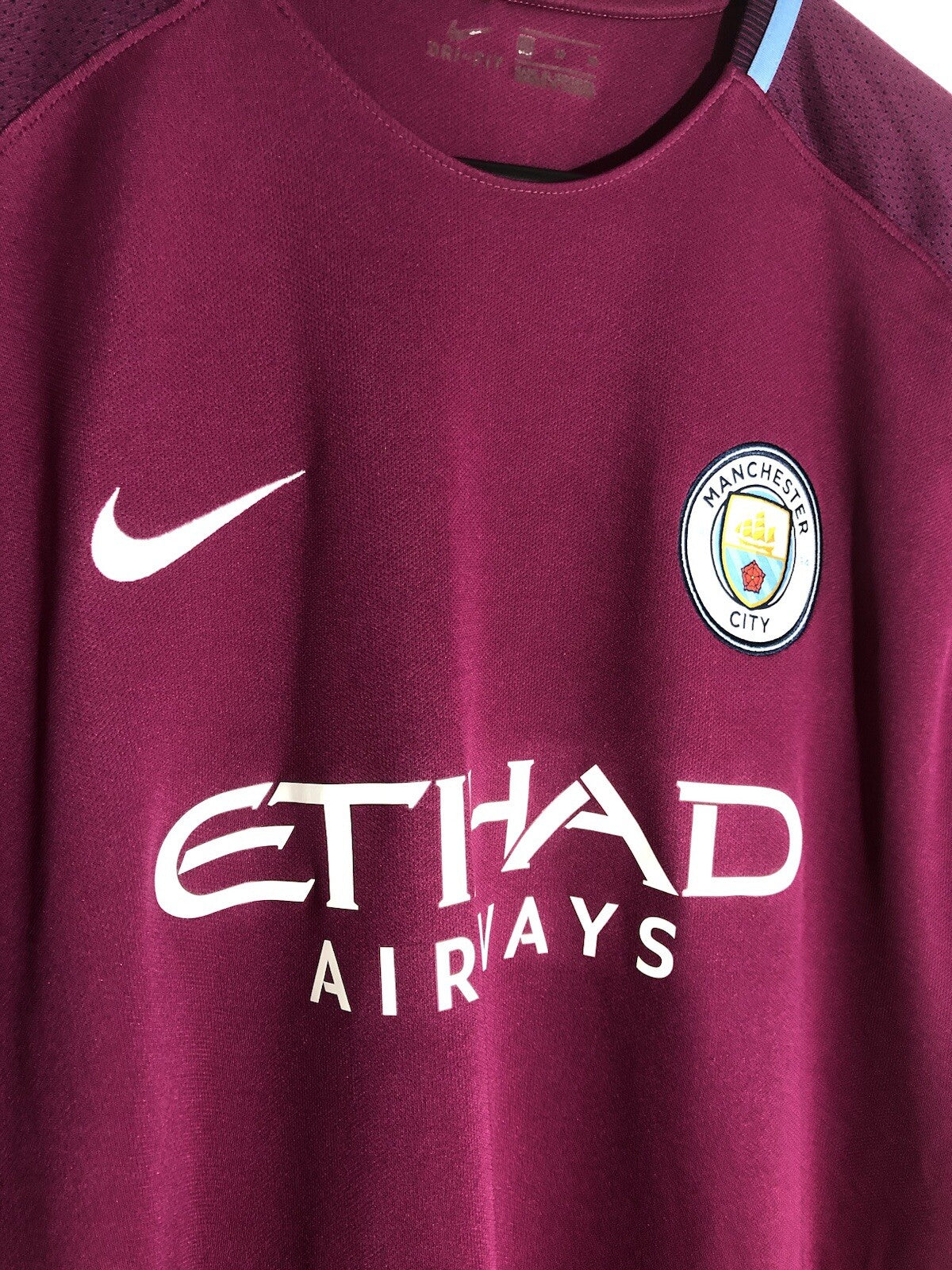 Manchester City Fernandinho #25 2017/18 XL Away Excellent Condition 847260-667