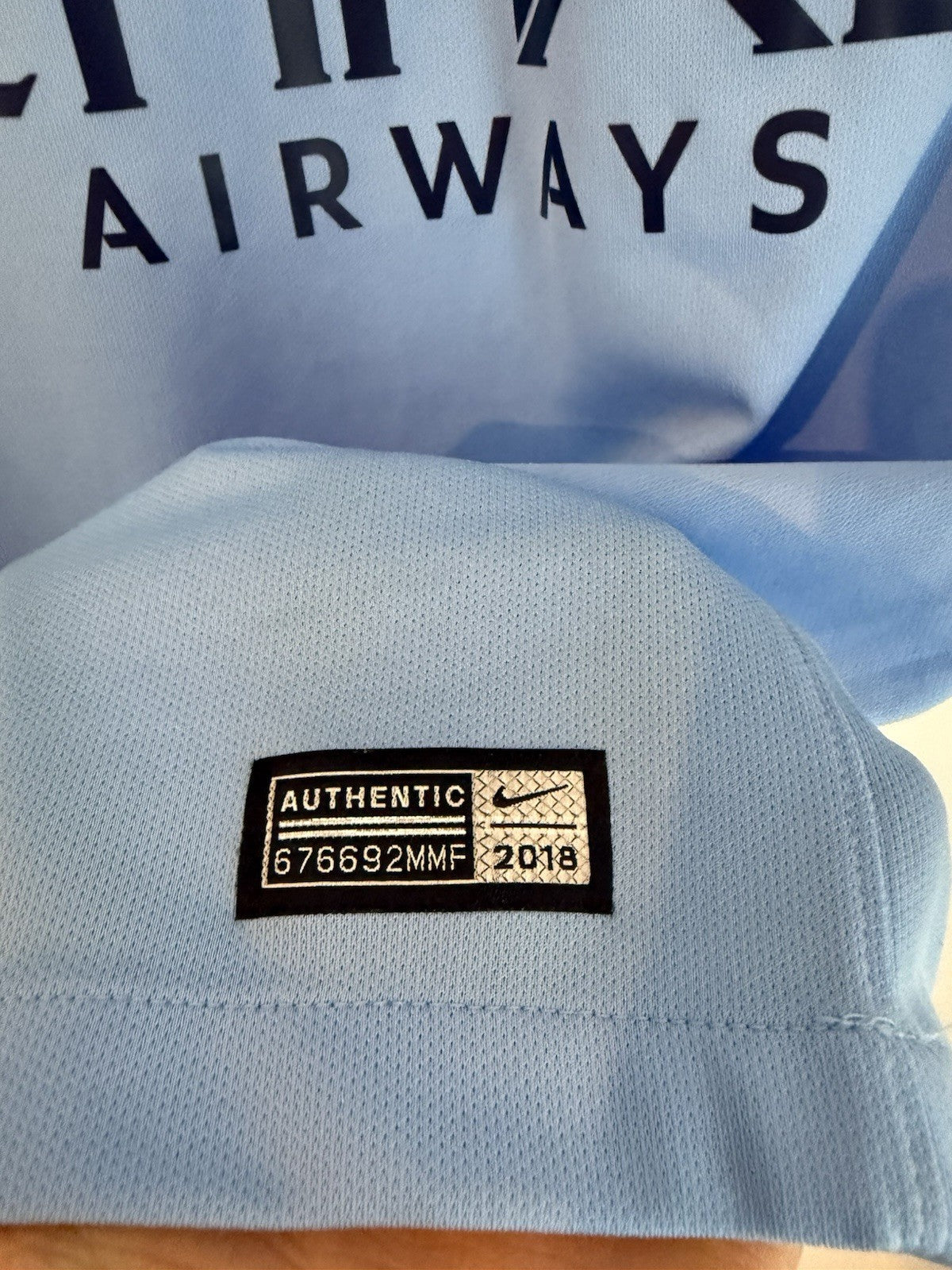 Manchester City Kompany #4 2018/19 Medium Home Excellent Condition 894431-489