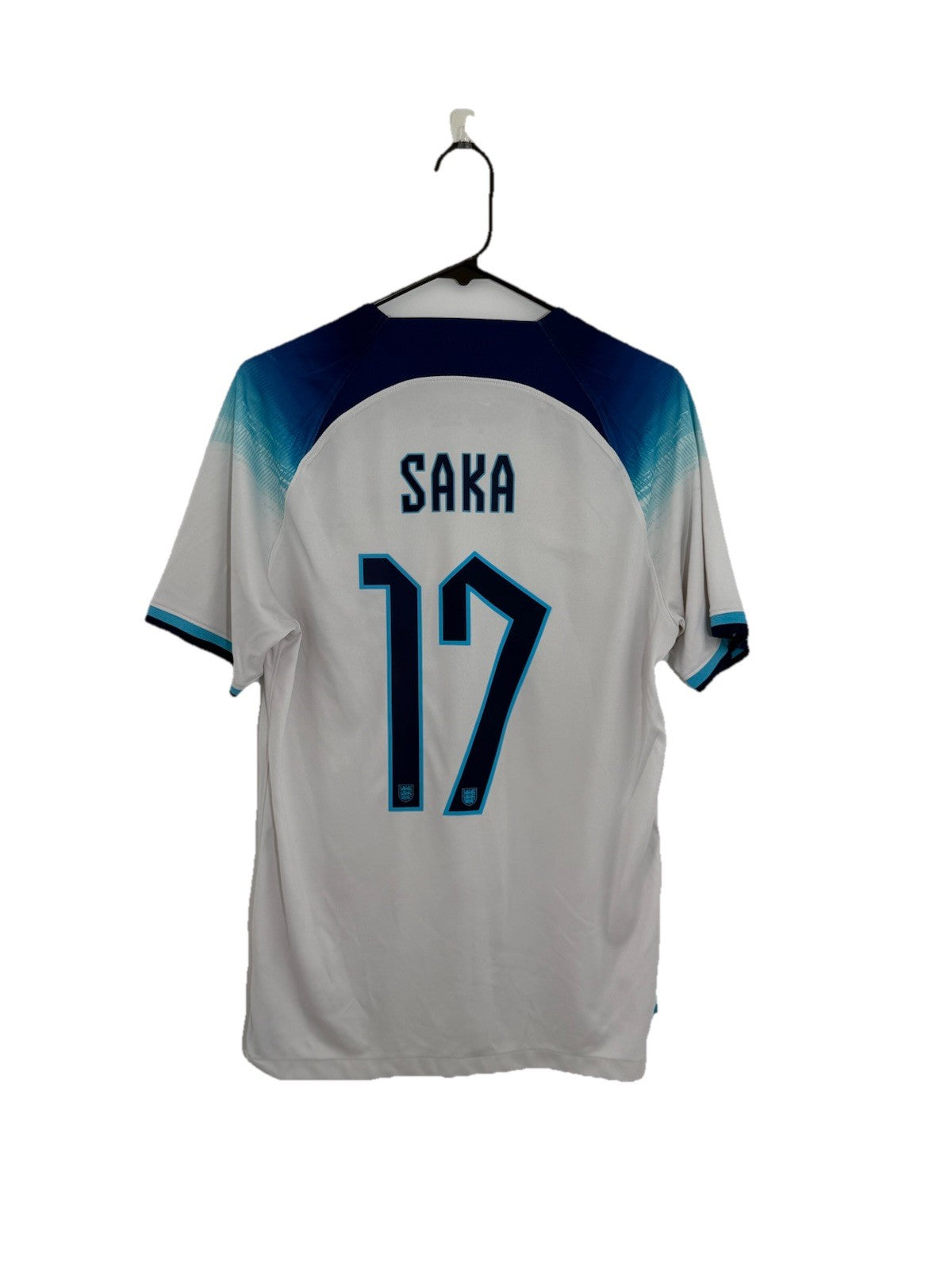 England Saka #17 2022 Medium Home Shirt Excellent Condition DN0687-100