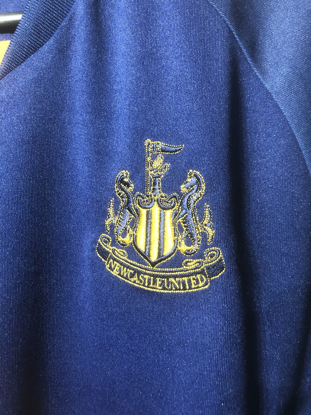 Isak #14 Newcastle United Away Large 2022/23 Football Shirt BNWT