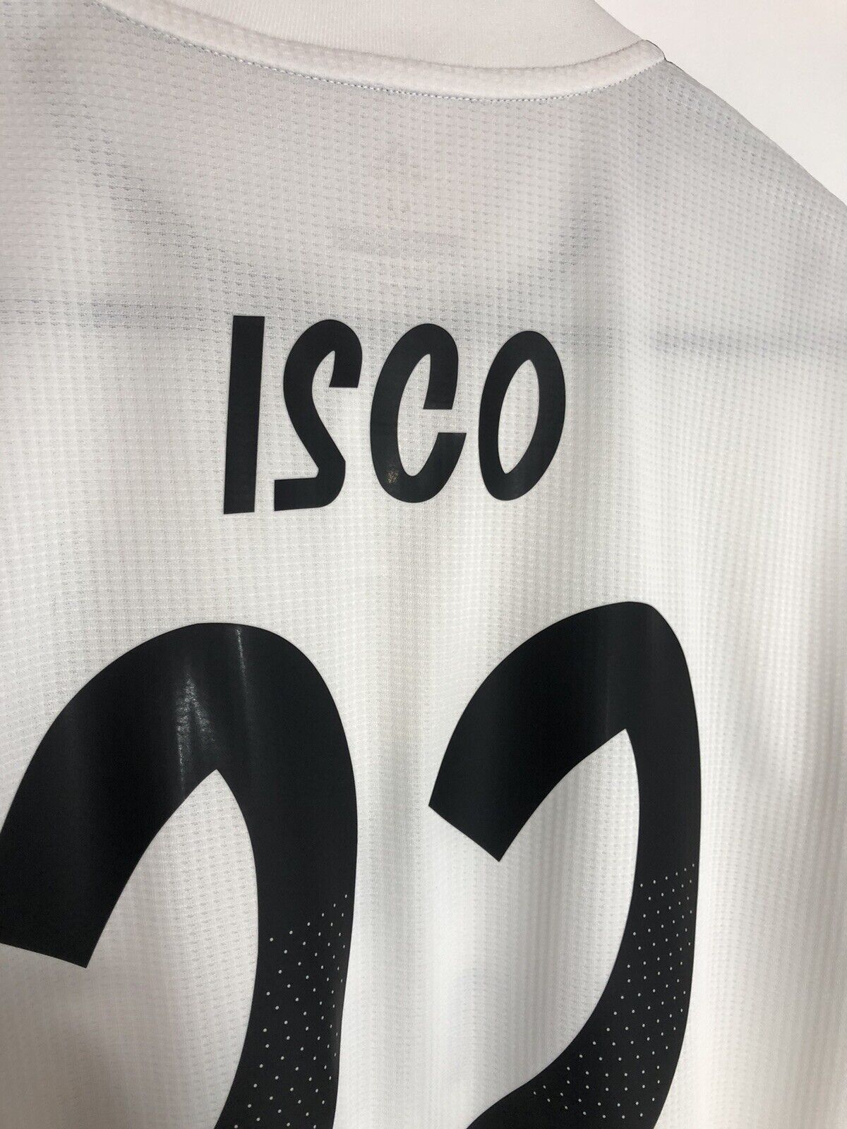 Isco #22 Real Madrid 2018/19 Home Authentic Medium Excellent Condition CG0561