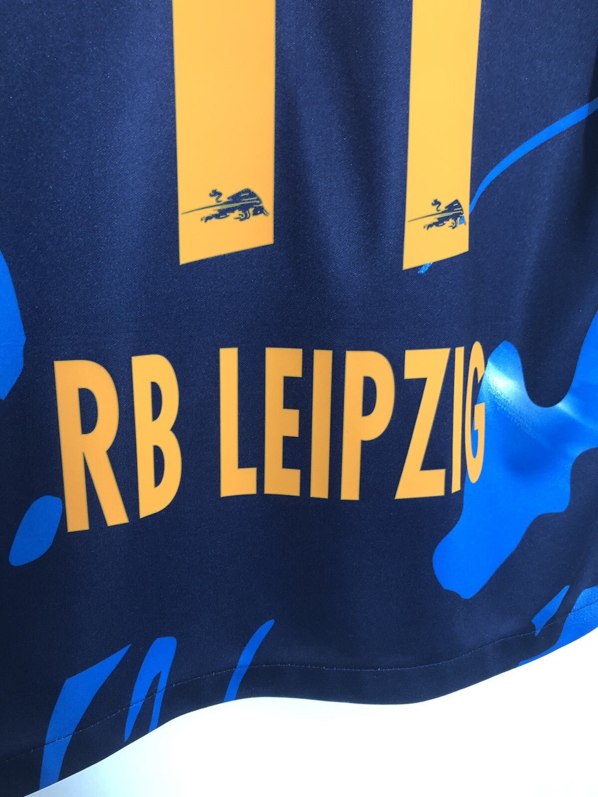 RB Leipzig Hee Chan #11 2020/21 Small 3rd Shirt Excellent Condition CK7827-411
