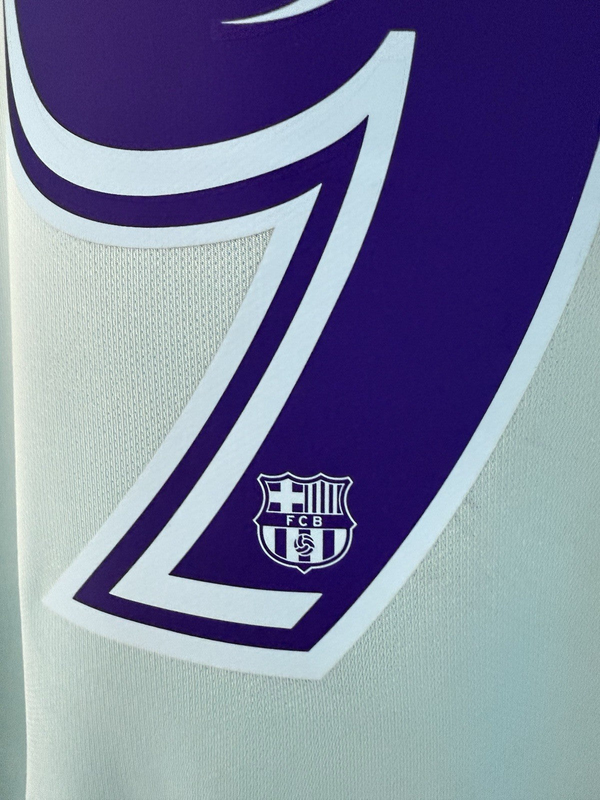 Barcelona Suarez #9 2017/18 Small Away Shirt Excellent Condition 847254-484