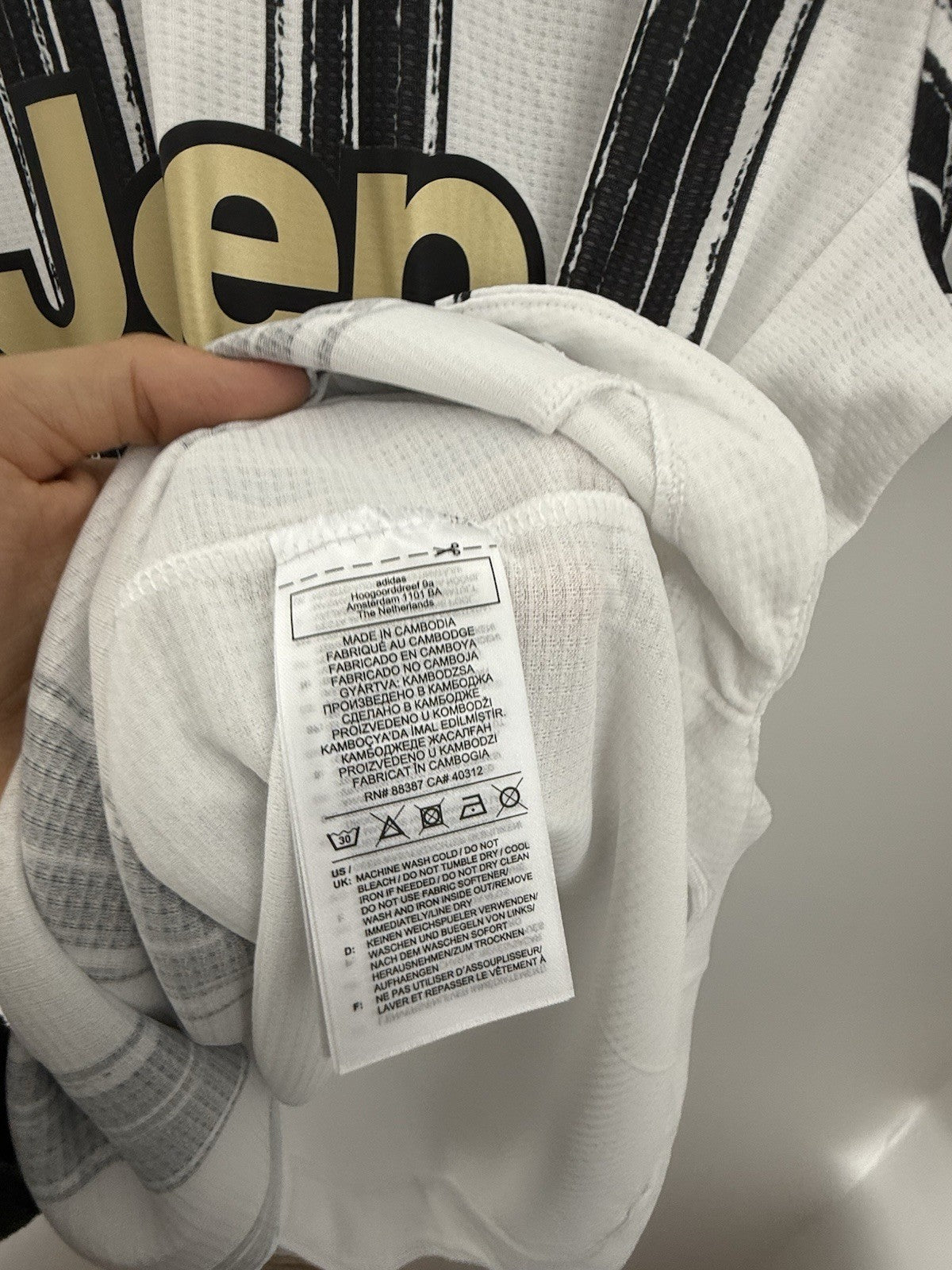 Juventus Bonucci #19 2020/21 Medium Home Authentic Shirt Adidas BNWT GJ7601