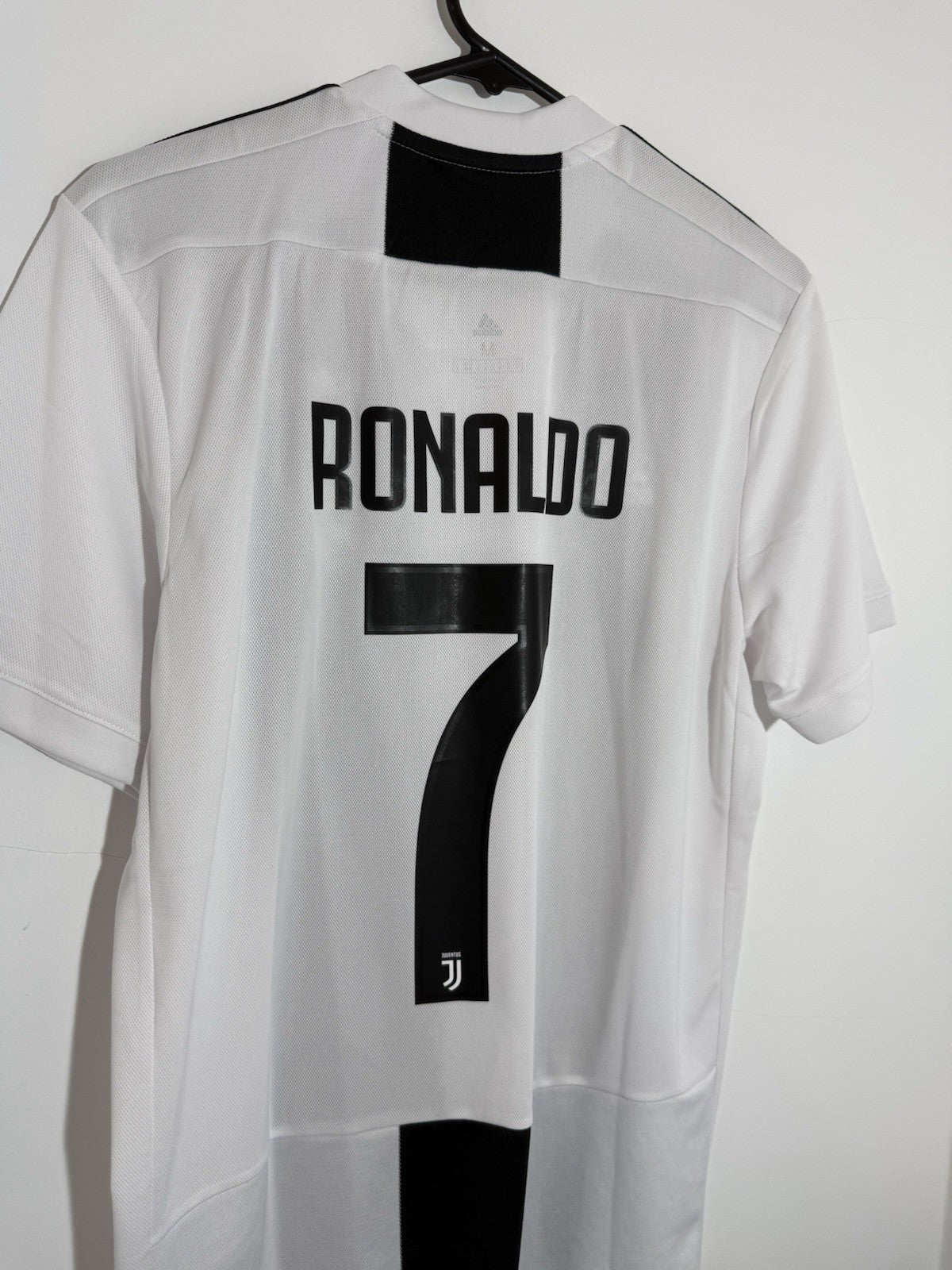 Juventus Ronaldo #7 2018/19 Medium Home Shirt Adidas BNWT CF3489