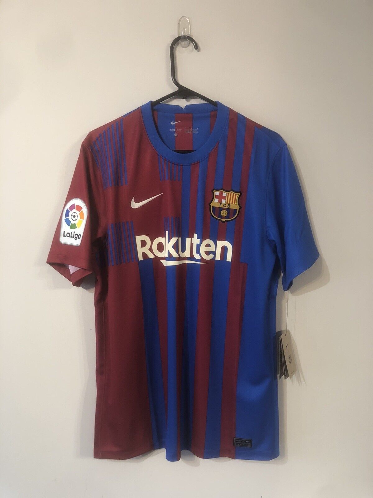 Pedri #16 Barcelona Large 2021/22 Home Football Shirt Jersey Nike BNWT