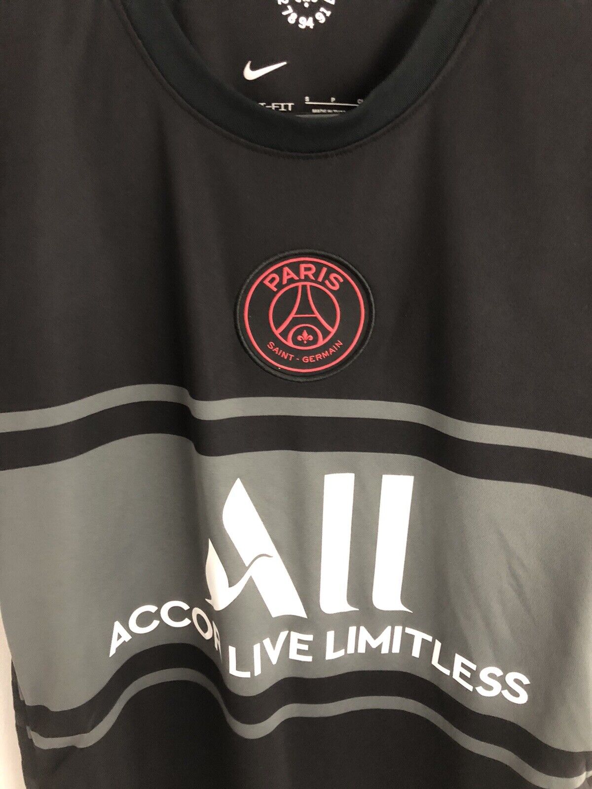 Messi 30 Paris St Germain 2021 22 Small 3rd Excellent Condition DB5900 011