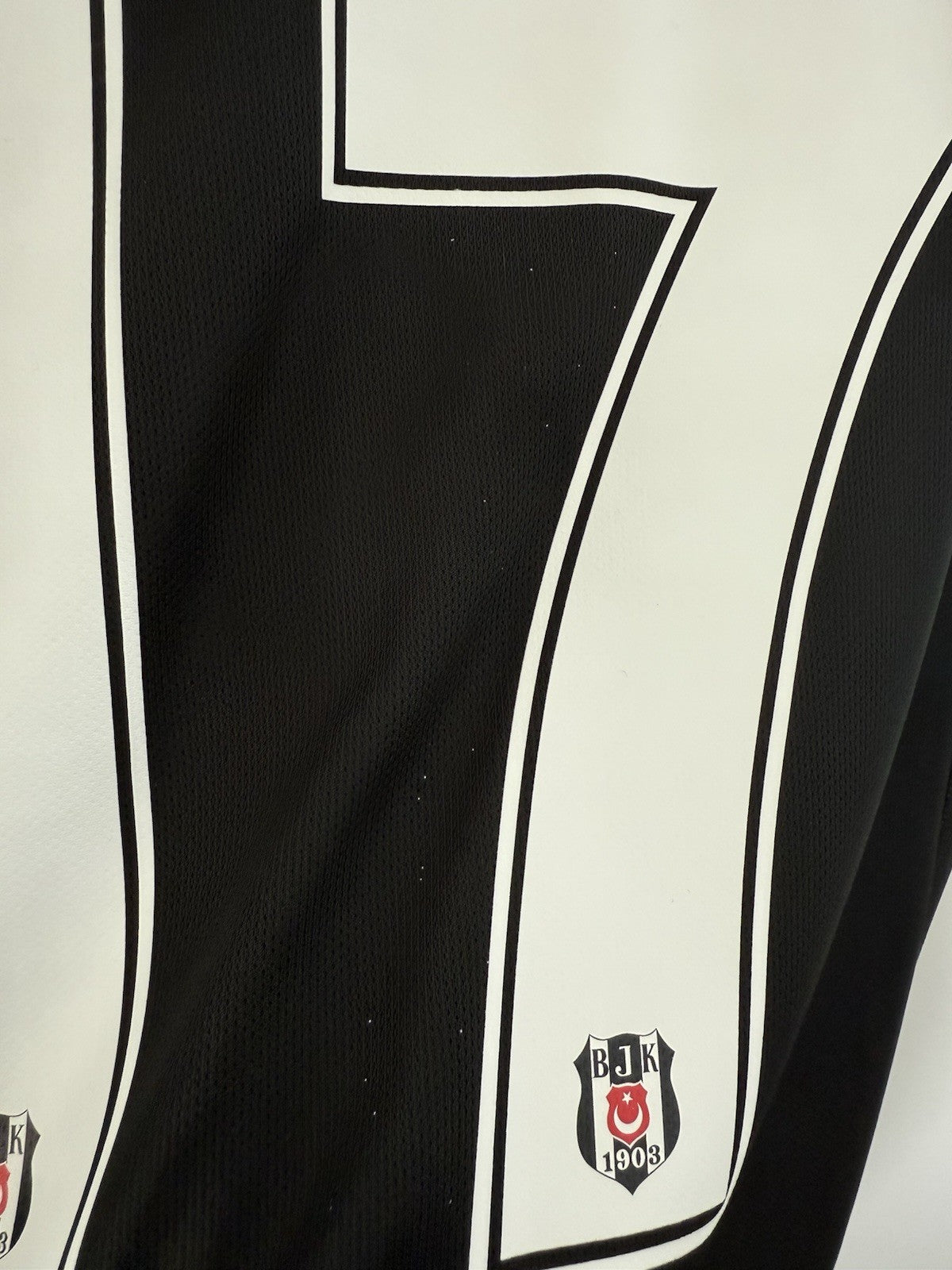 Besiktas B. Yilmaz #17 2019/20 Medium Away Shirt BNWT DX3702