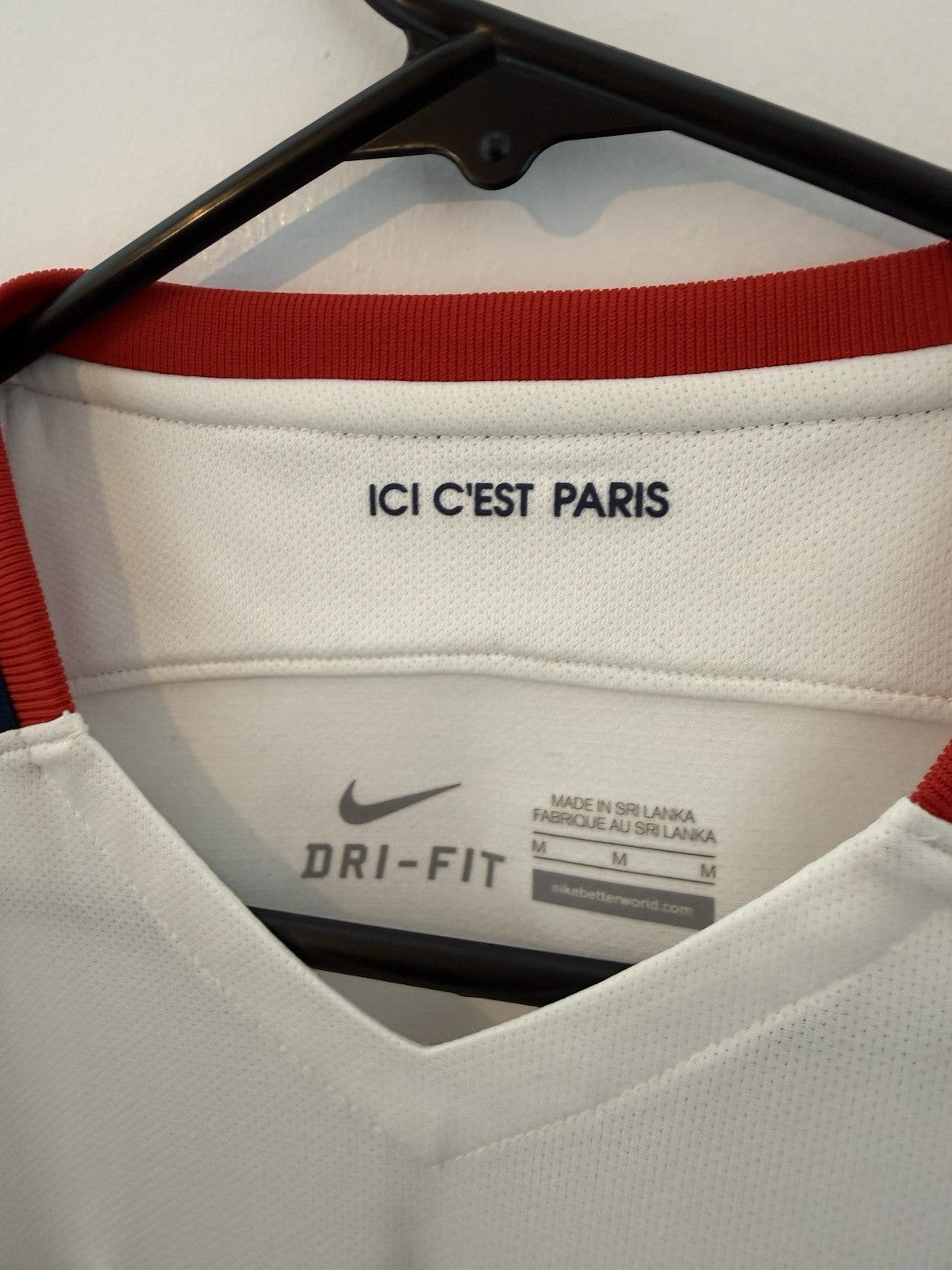 Paris St Germain Di Maria #11 2015/16 Medium Away Excellent Condition 658898-106