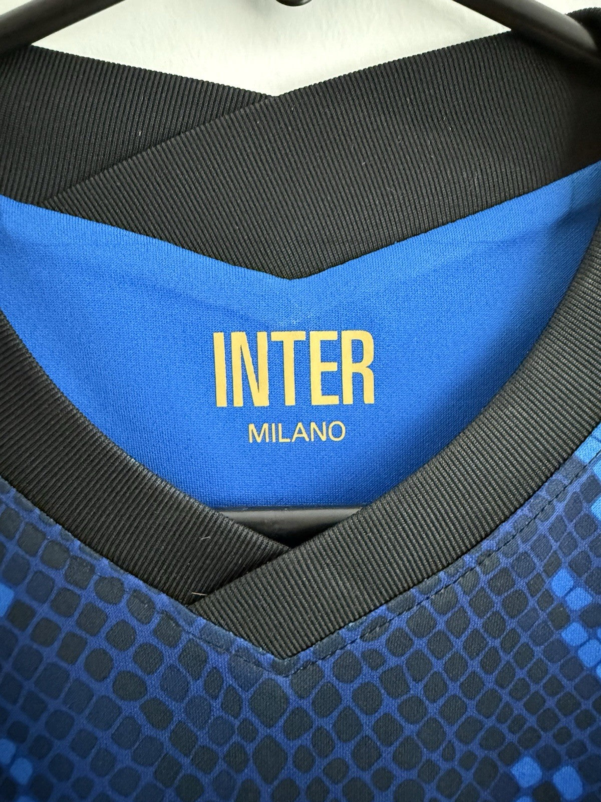 Inter Milan Dumfries #2 2021/22 Small Home Shirt Excellent Condition CV7900-414