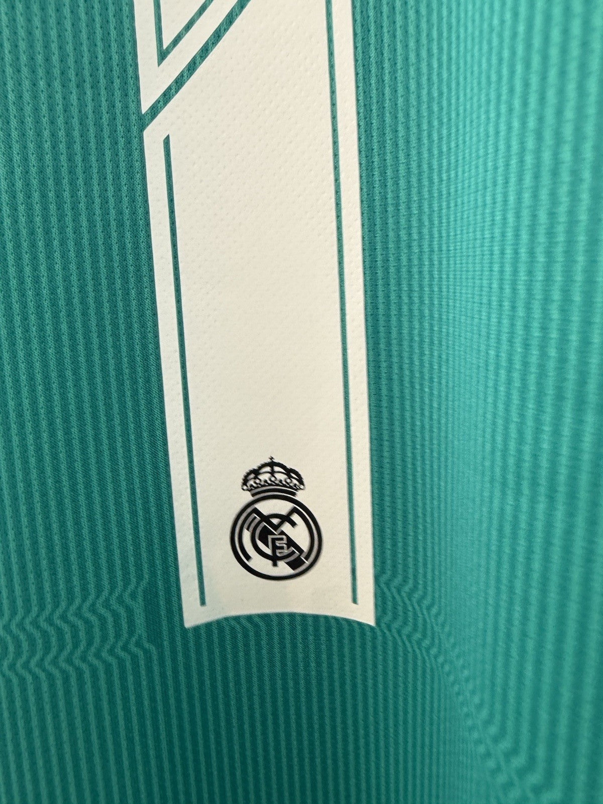 Real Madrid Hazard #7 2021/22 Small 3rd Shirt BNWT H40951
