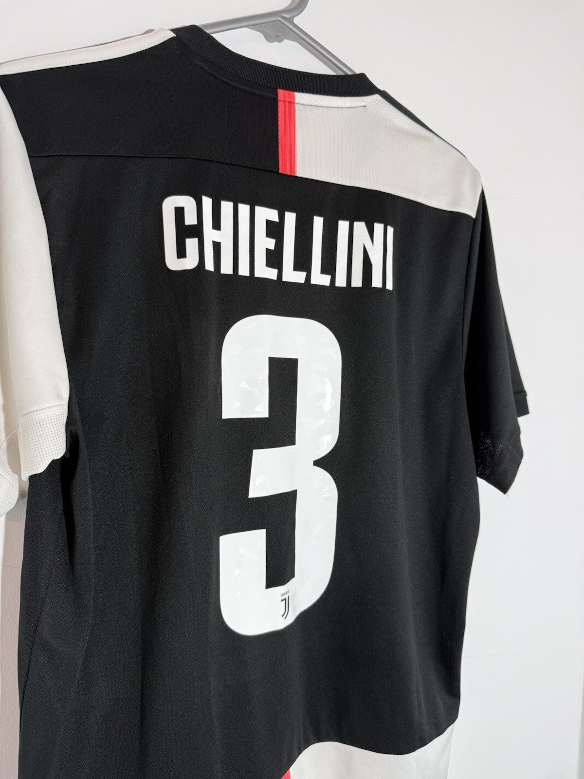 Juventus Chiellini #3 2019/20 Medium Home Shirt Excellent Condition DW5455