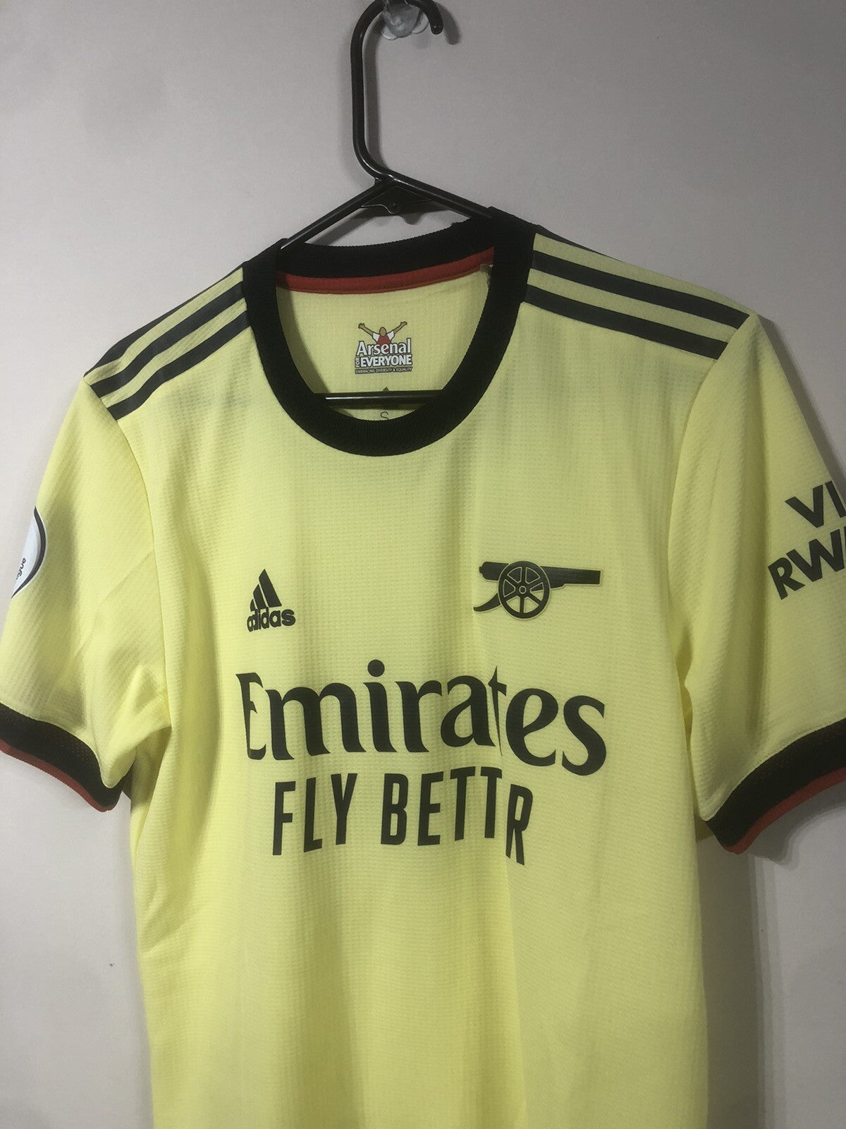 Arsenal White #4 2021/22 Authentic Away Small Shirt BNWT GM0219