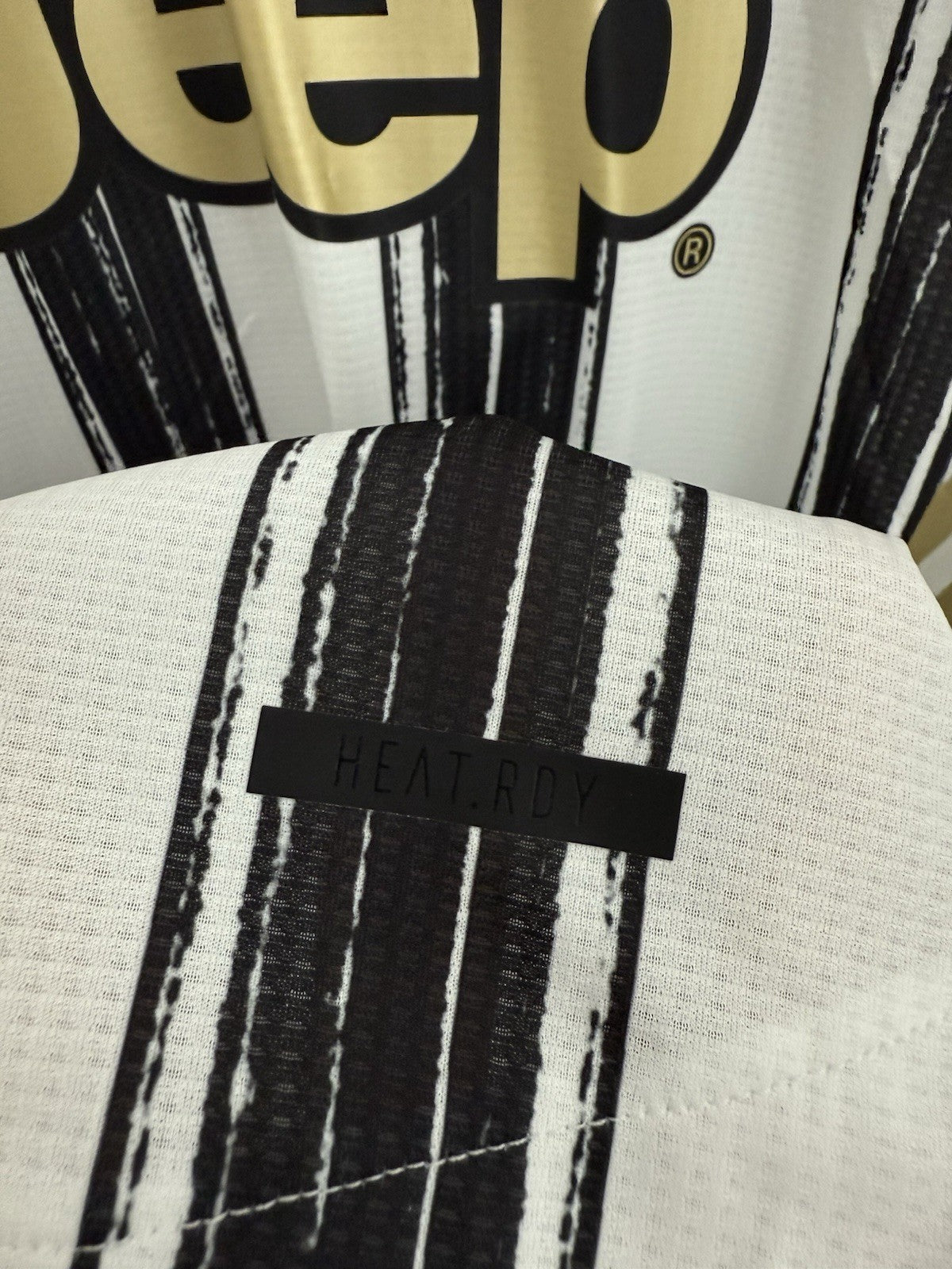 Juventus Bonucci #19 2020/21 Medium Home Authentic Shirt Adidas BNWT GJ7601