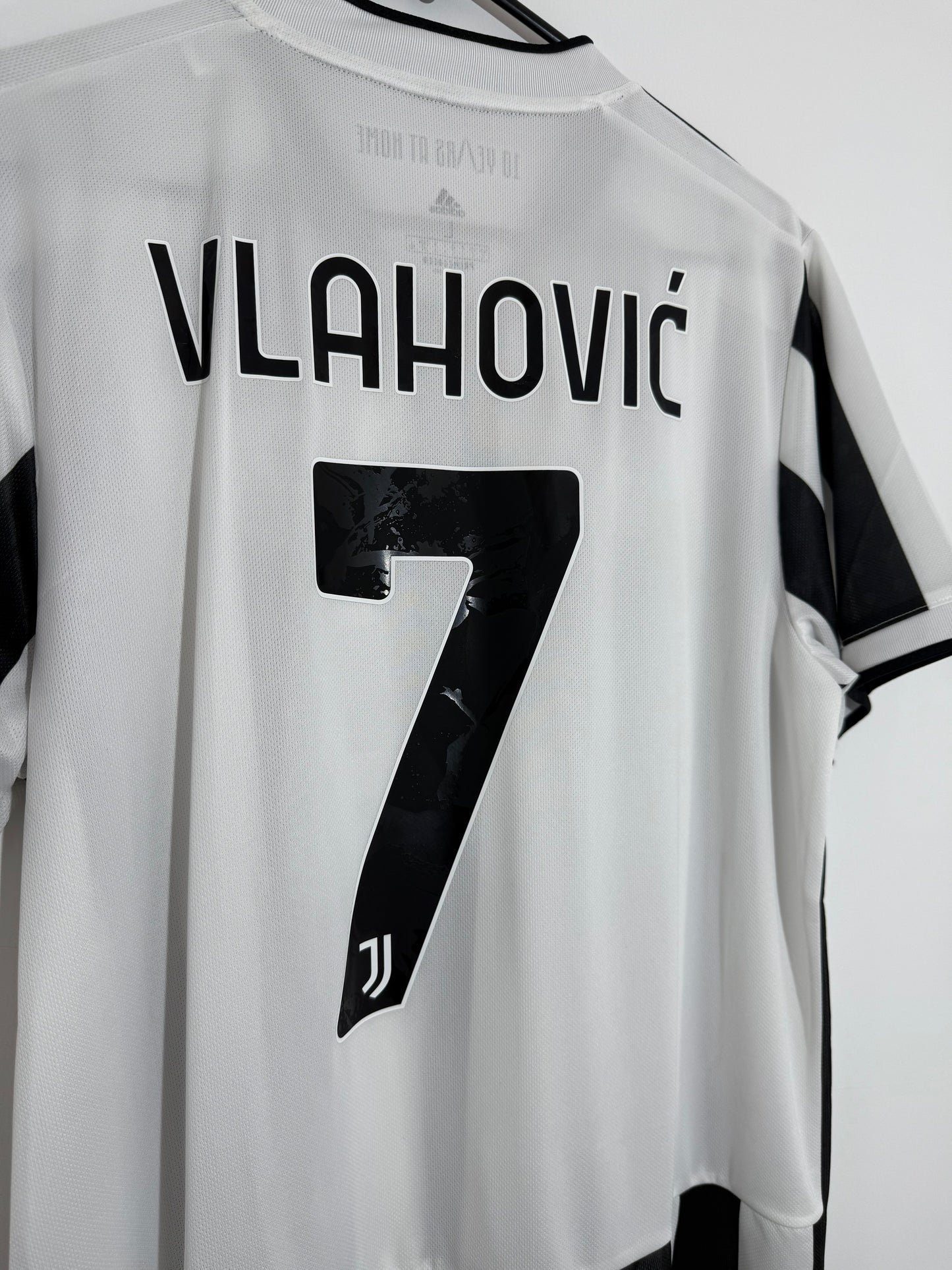 Juventus Vlahovic #7 2021/22 Large Home Shirt Adidas Excellent Condition GS1442
