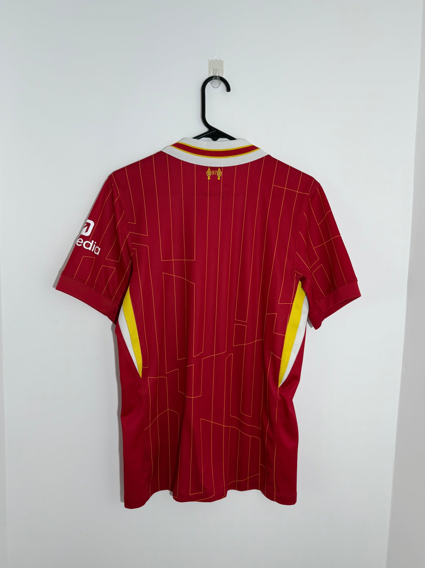 Liverpool 2024/25 Small Home Shirt Excellent Condition FN8798-688