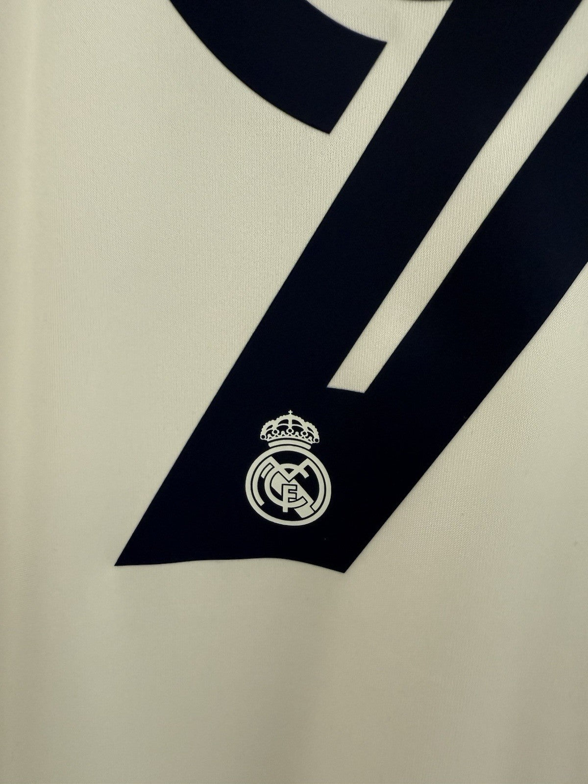 Real Madrid Benzema #9 2020/21 XL LS Home Shirt BNWT FQ7473